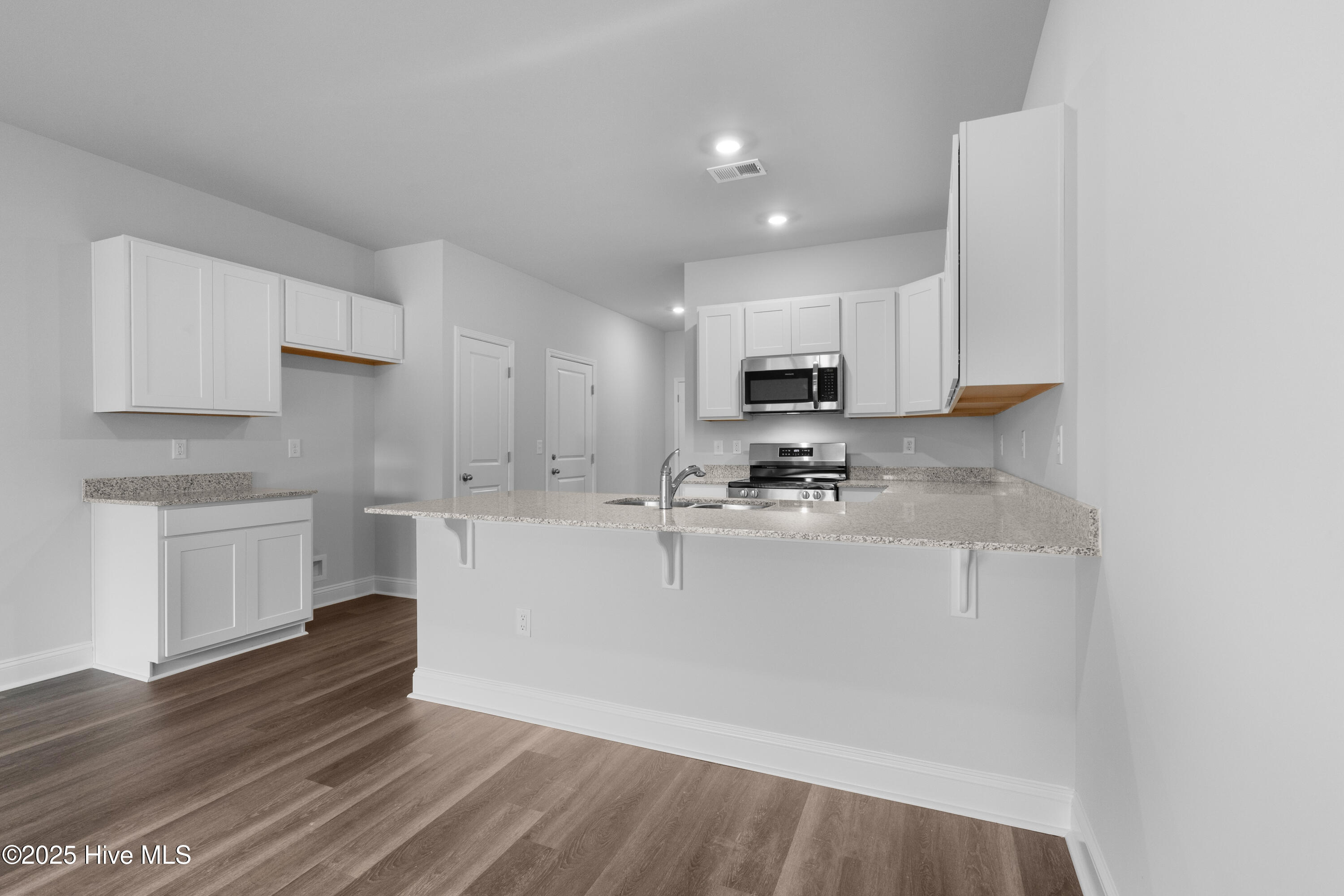 262 Arnette Drive 80 B Property Photo 8