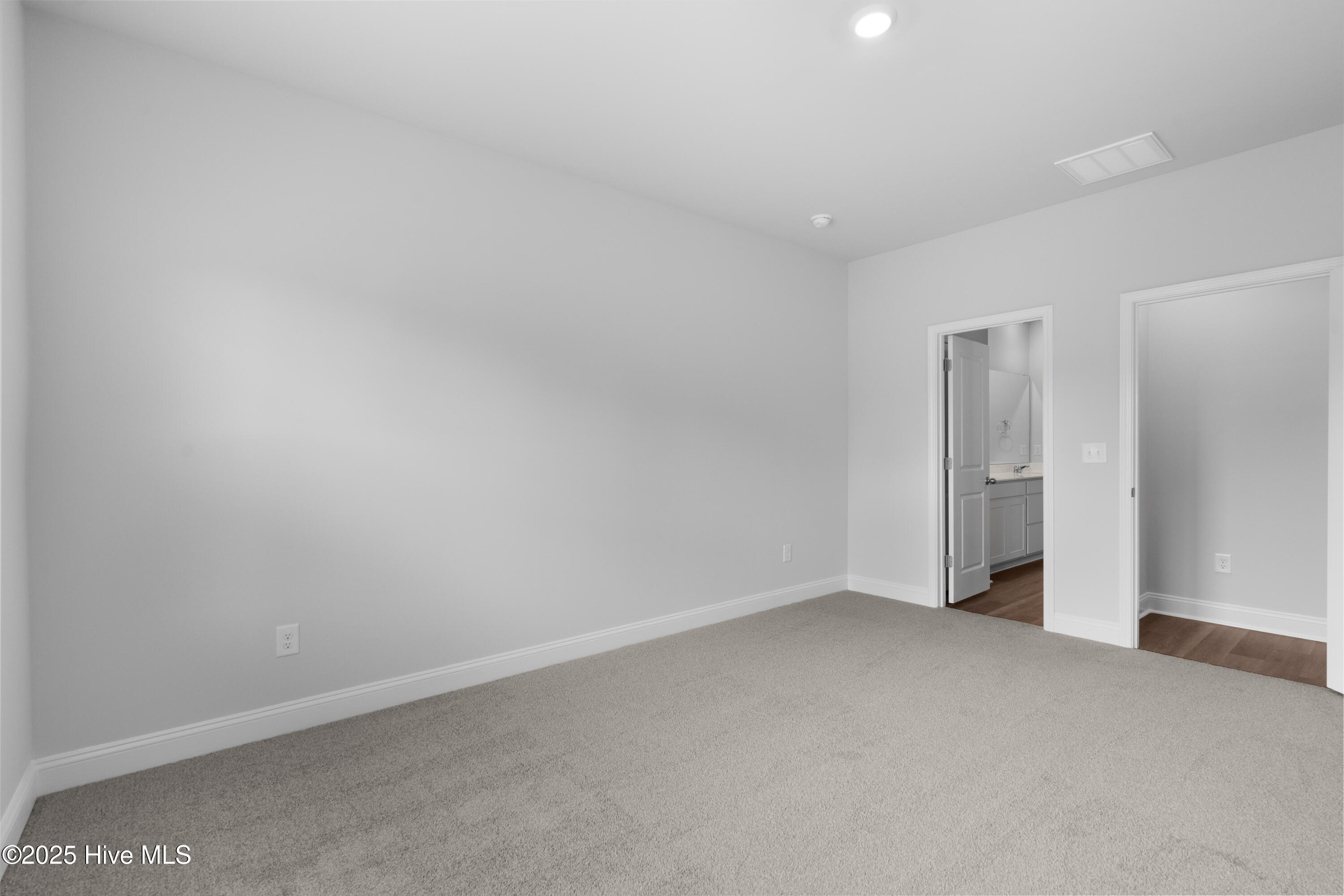 262 Arnette Drive 80 B Property Photo 10