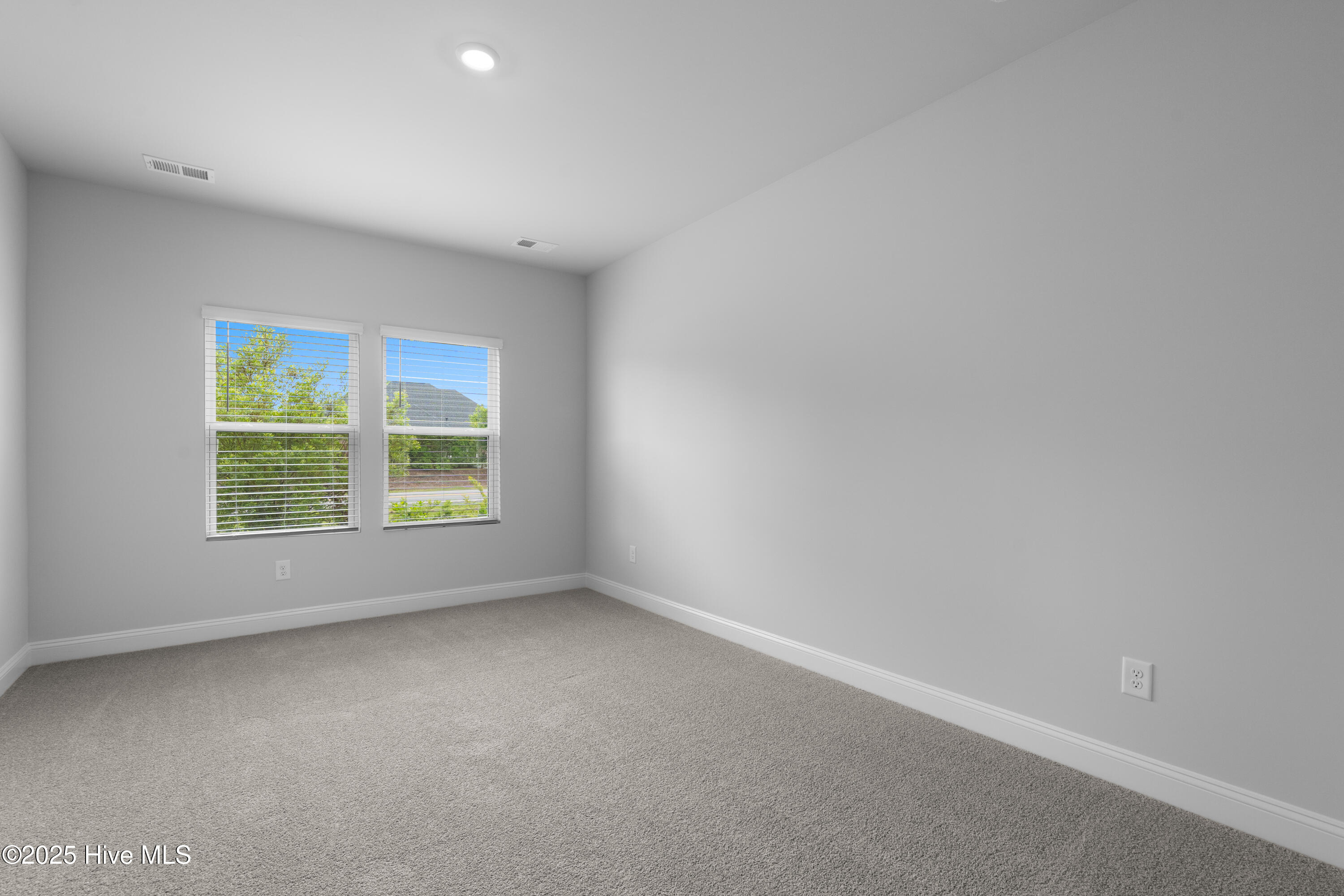262 Arnette Drive 80 B Property Photo 17