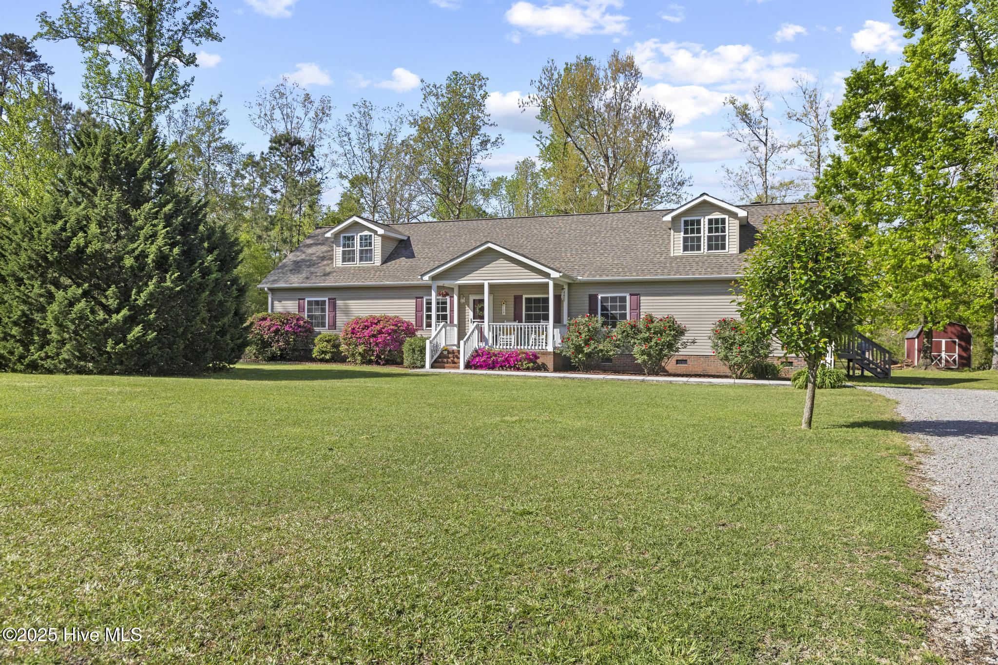 345 Knollwood Drive Property Photo 1
