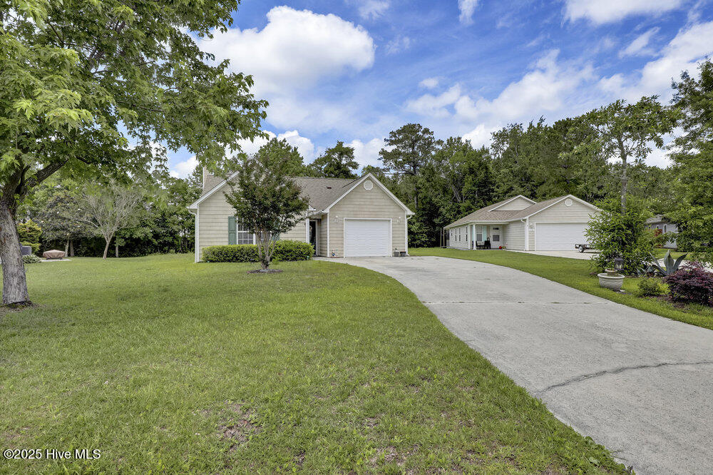 111 Bay Tree Circle Property Photo 1