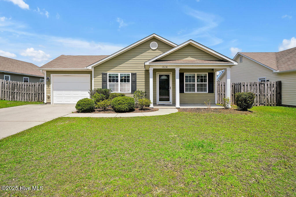 1604 Royal Pine Court Property Photo 1