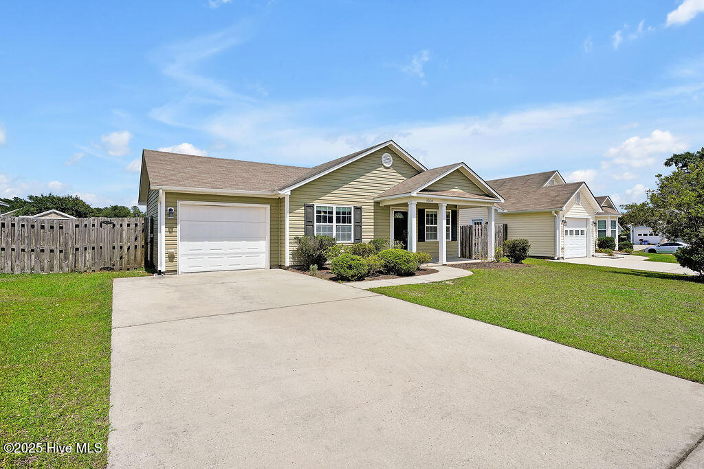 1604 Royal Pine Court Property Photo 2