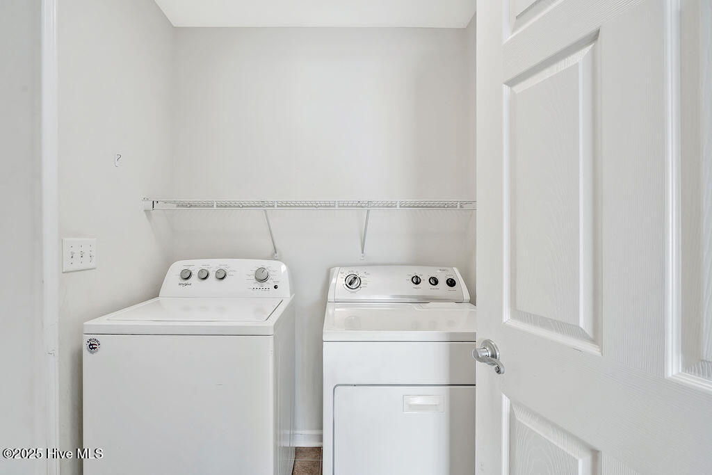 1604 Royal Pine Court Property Photo 15