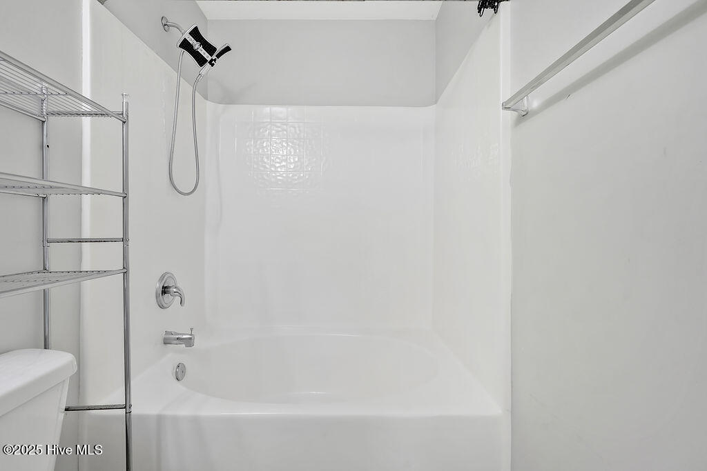 1604 Royal Pine Court Property Photo 25