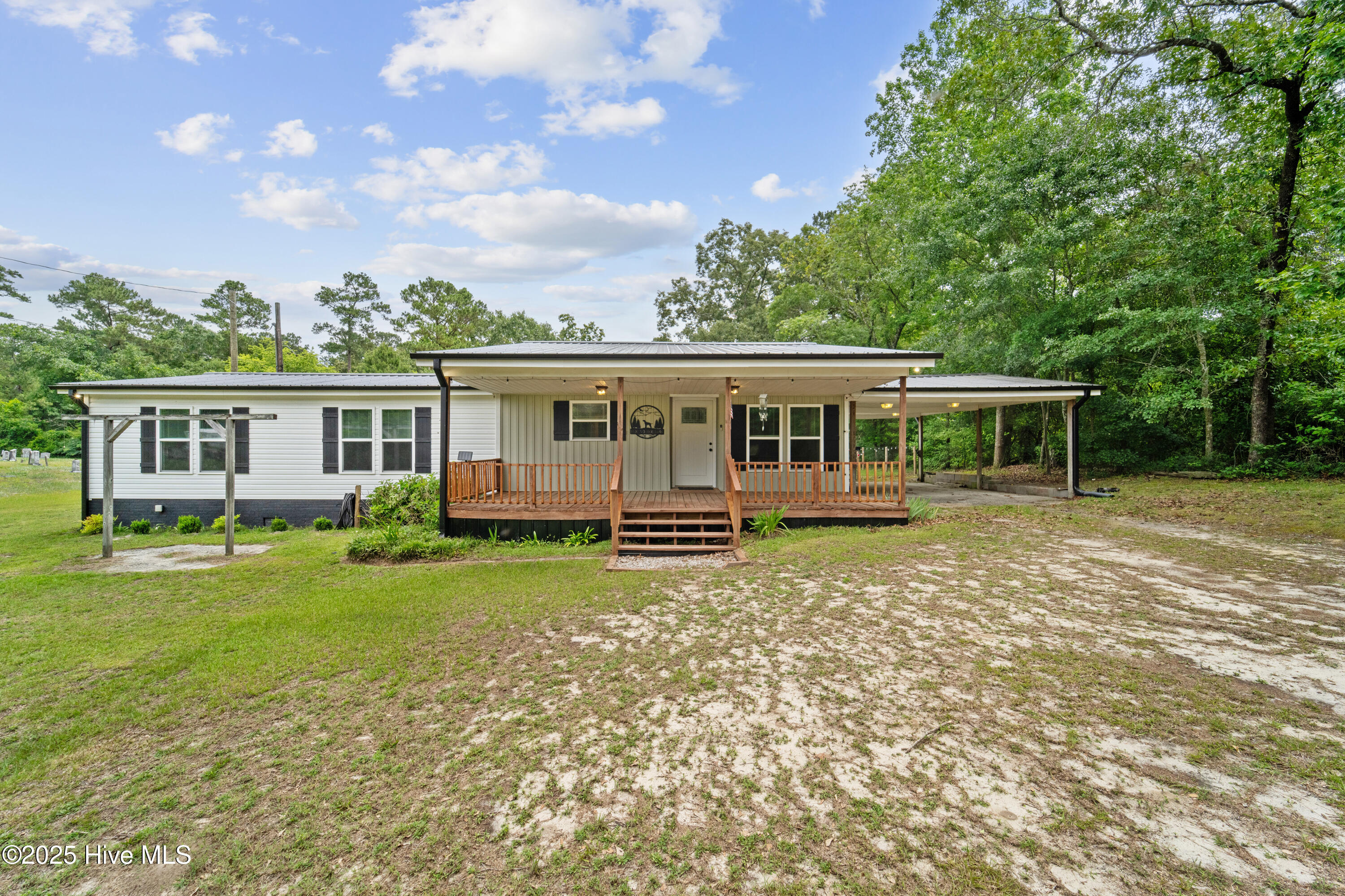 123 Jackson Store Road Property Photo 1