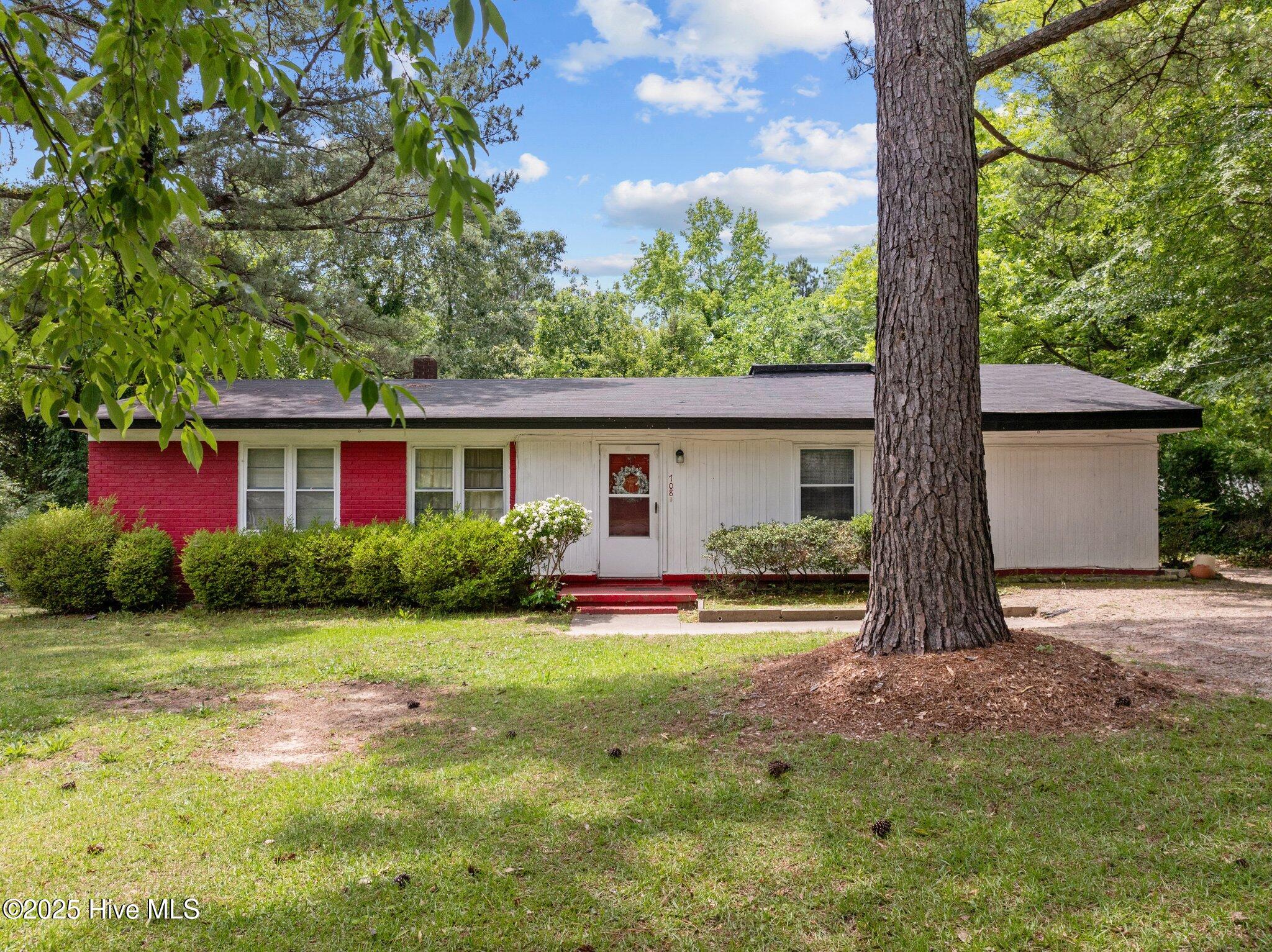 708 St George Road
