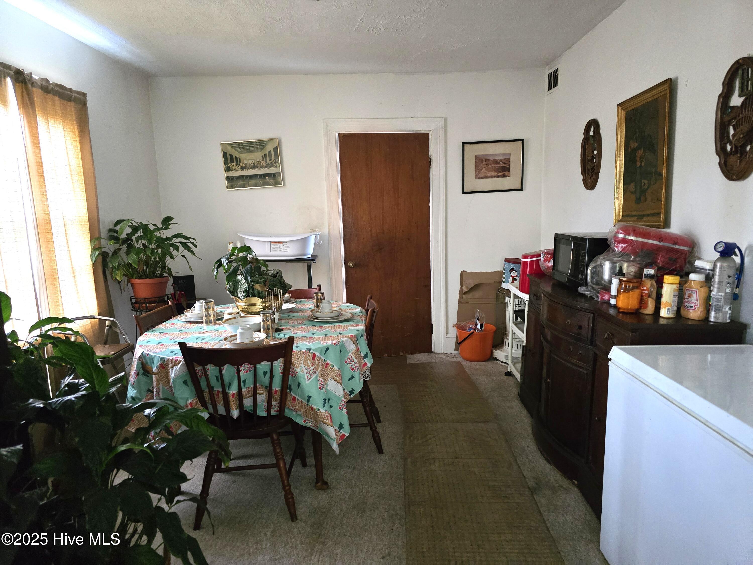 6754 E Main Street Property Photo 6