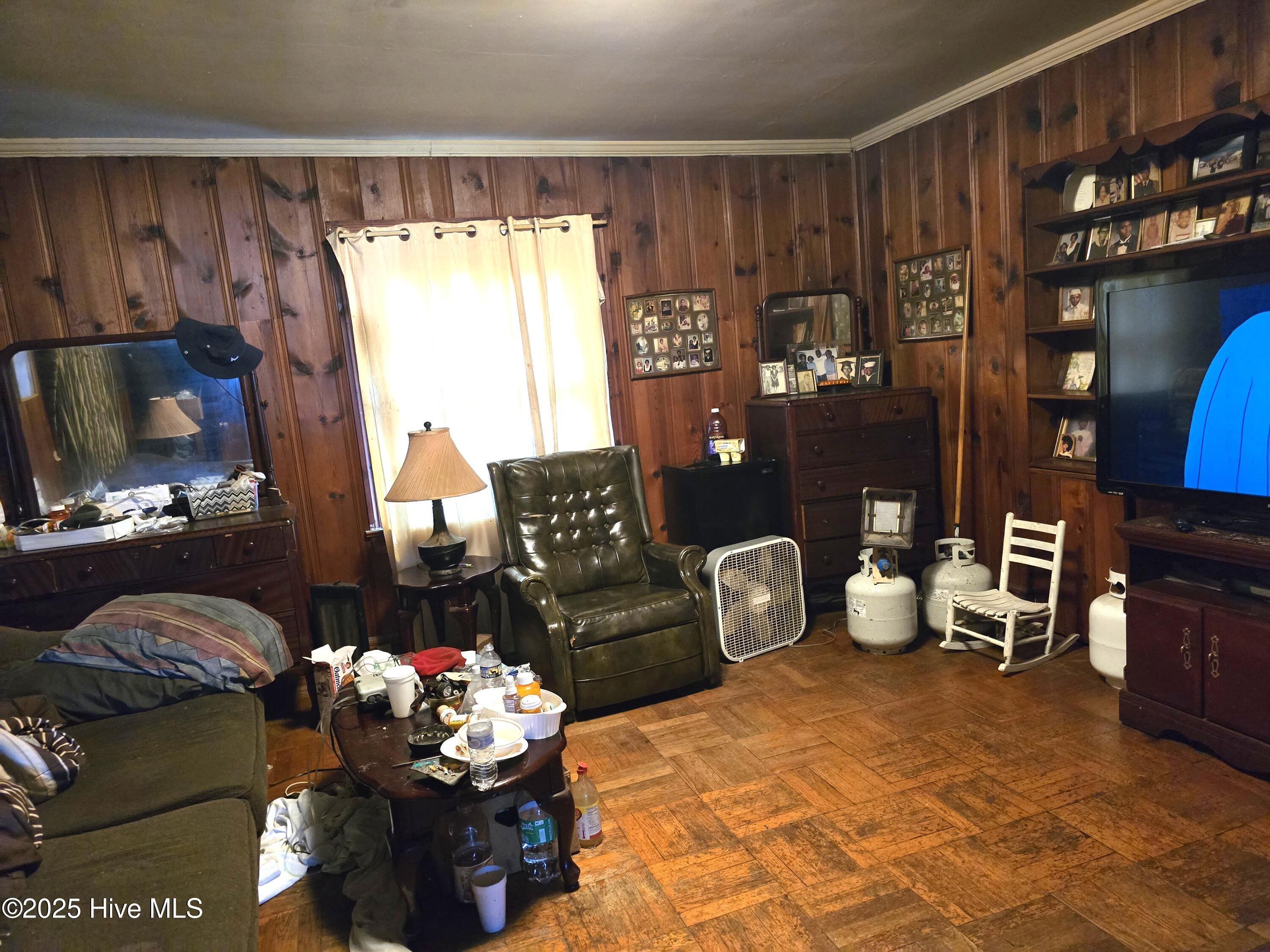 6754 E Main Street Property Photo 7