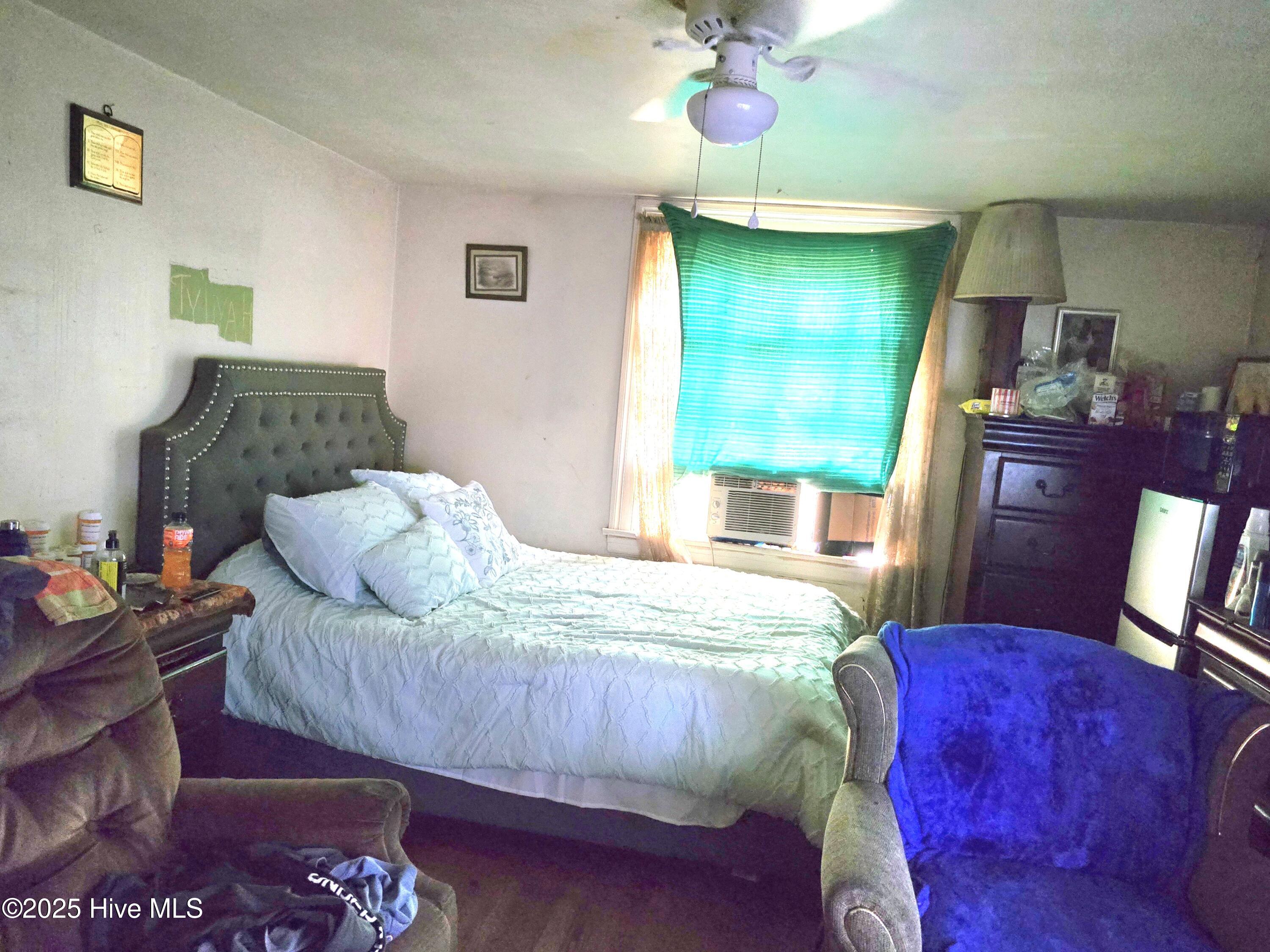 6754 E Main Street Property Photo 8