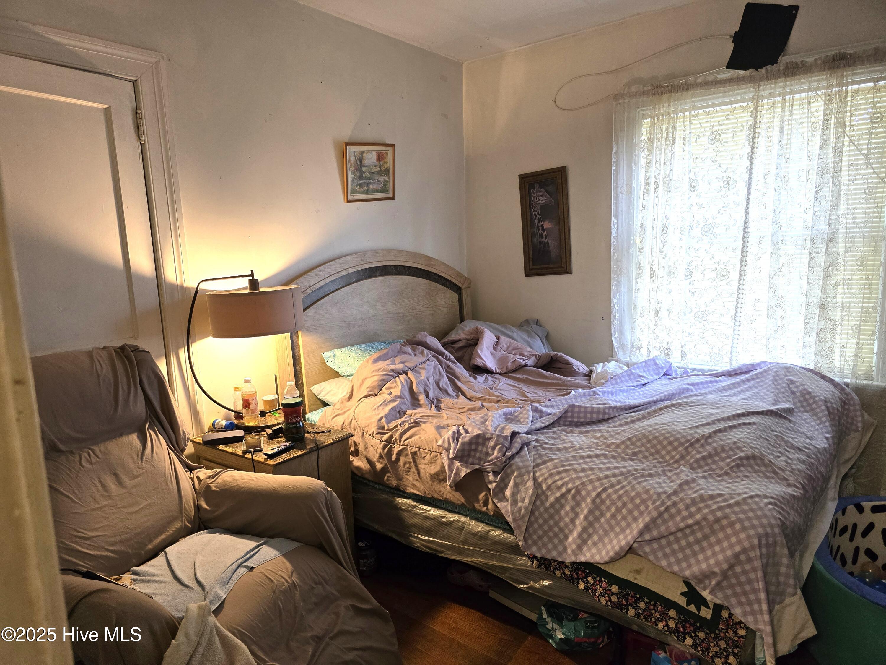 6754 E Main Street Property Photo 9