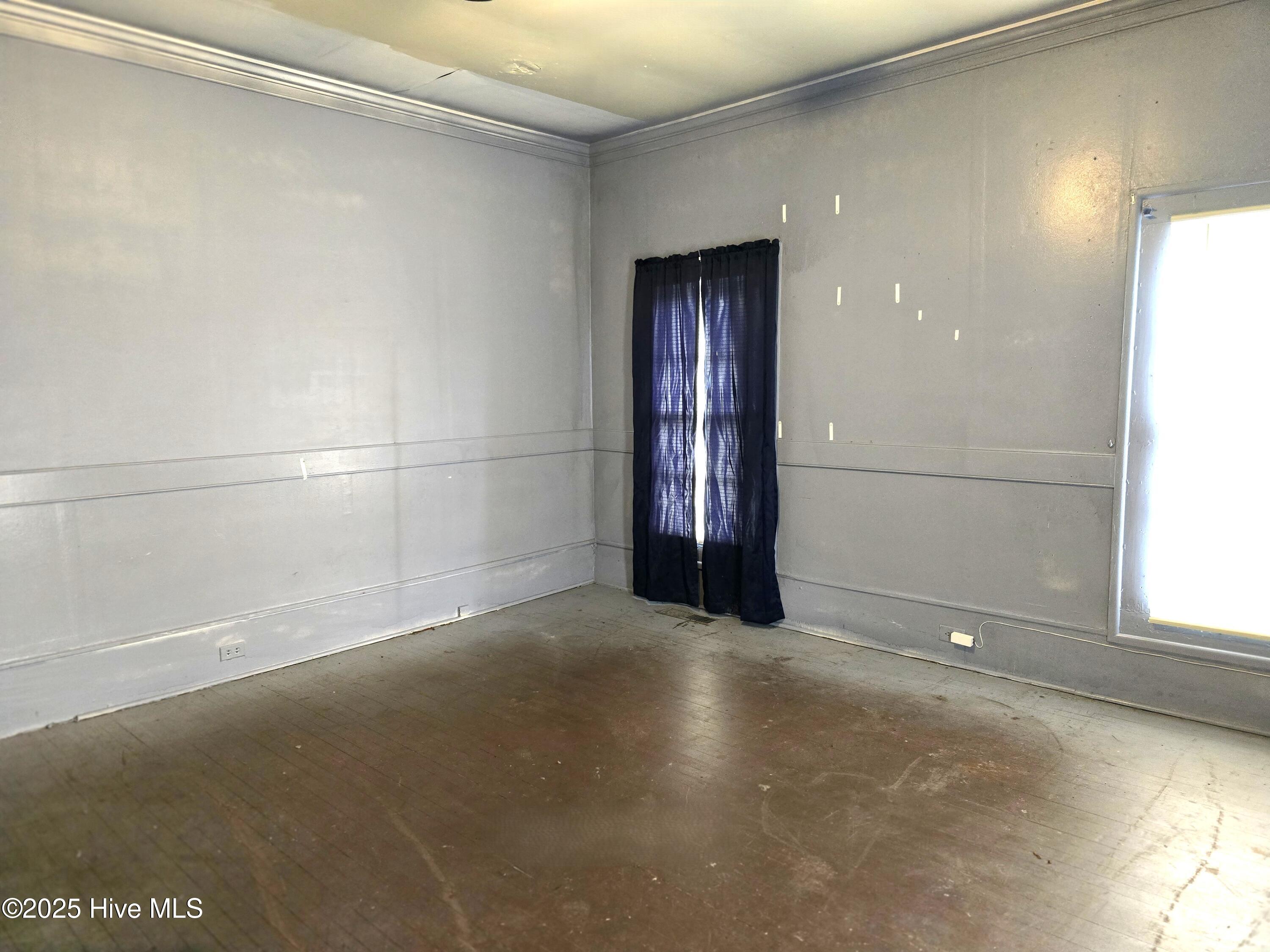 6756 E Main Street Property Photo 9