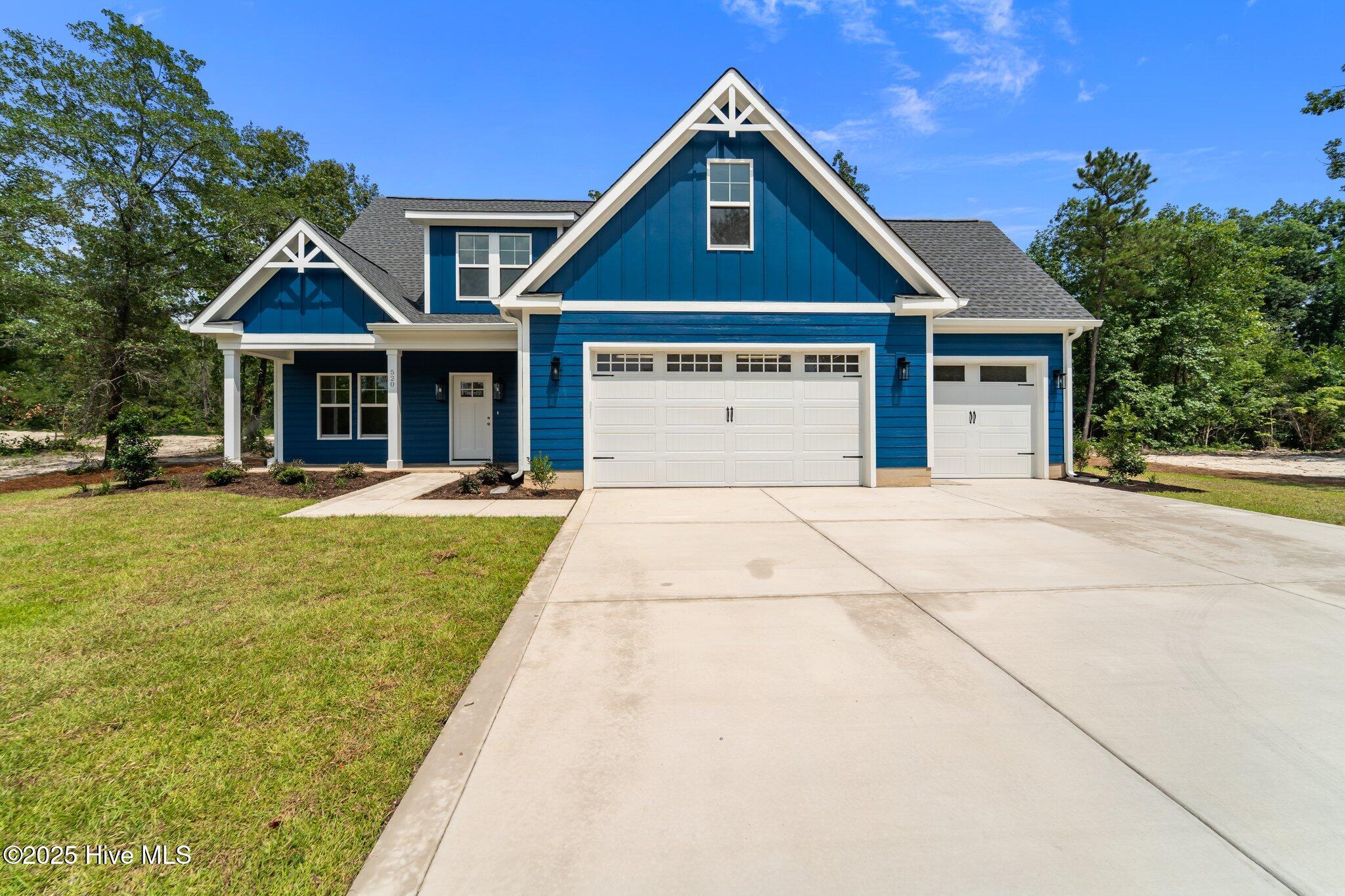 520 Harrow Drive Property Photo 1