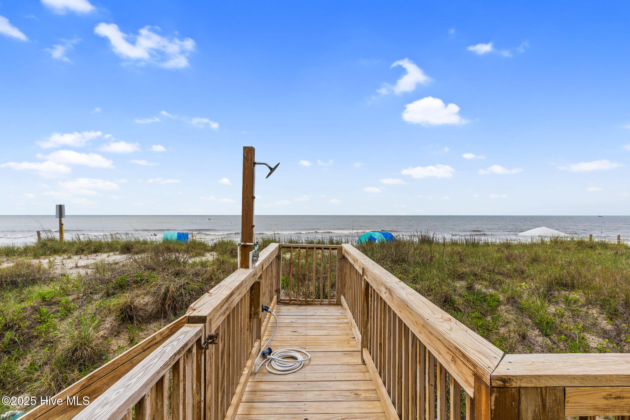 1001 W Beach Drive Property Photo 25