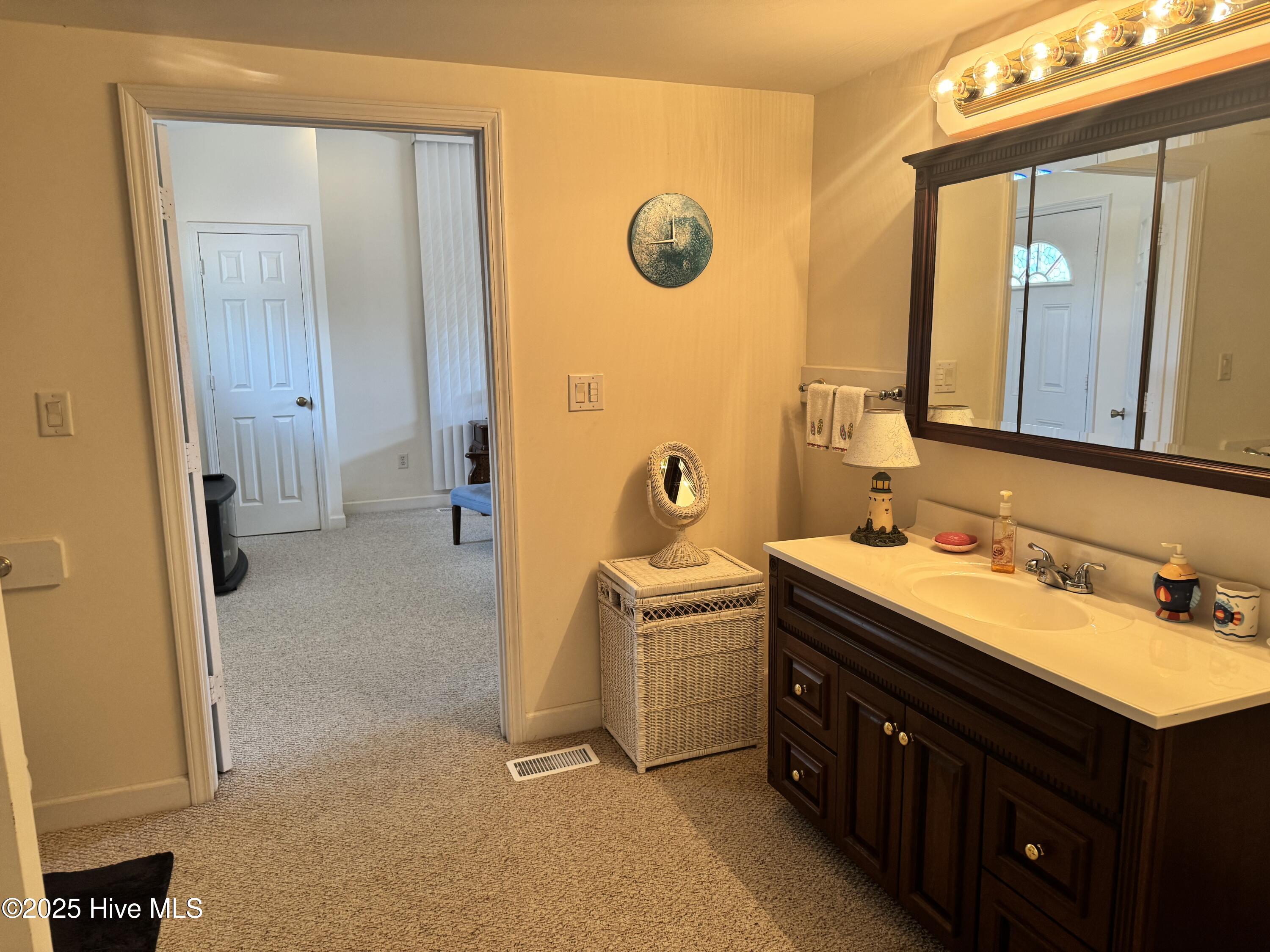 324 N Topsail Drive Property Photo 7