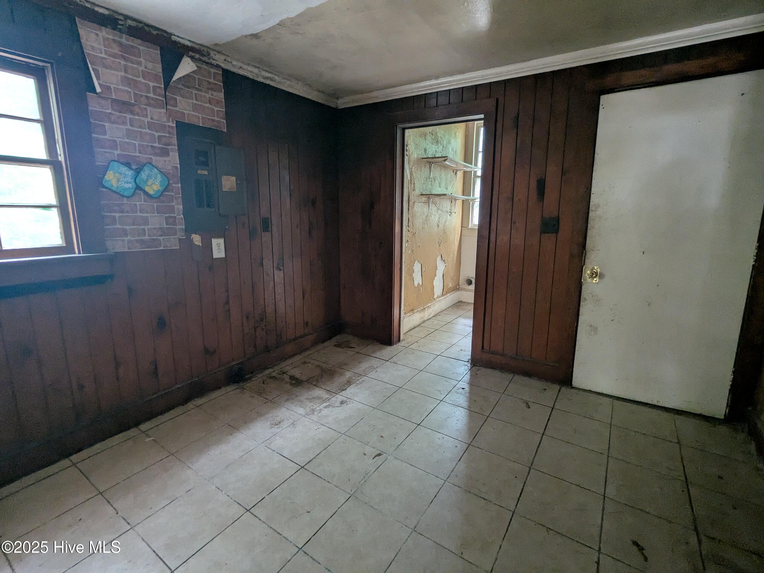 207 Bruton Street Property Photo 6