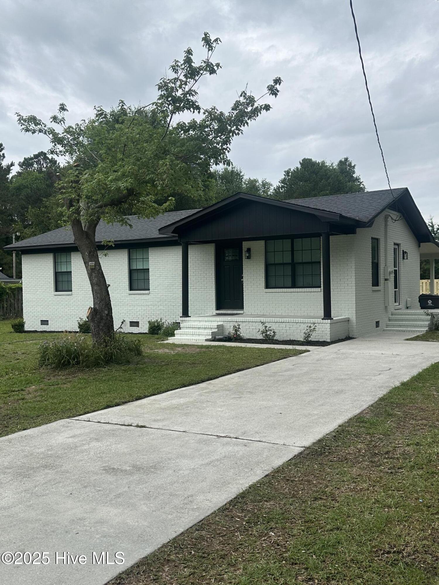 9166 Green Loop Road Property Photo 1