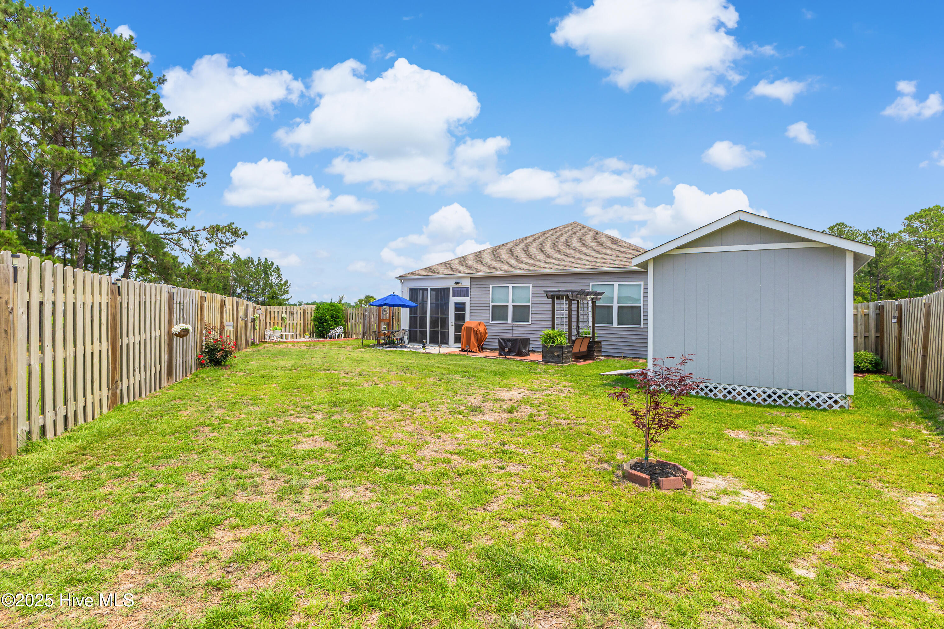 1041 S Fisher King Drive Property Photo 33