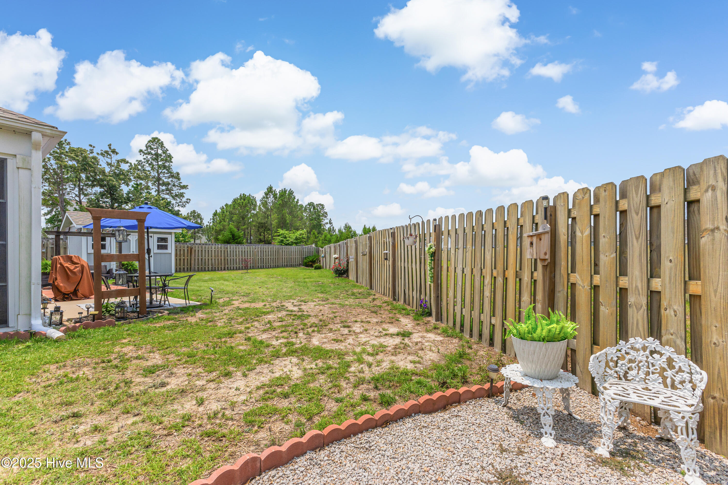 1041 S Fisher King Drive Property Photo 36