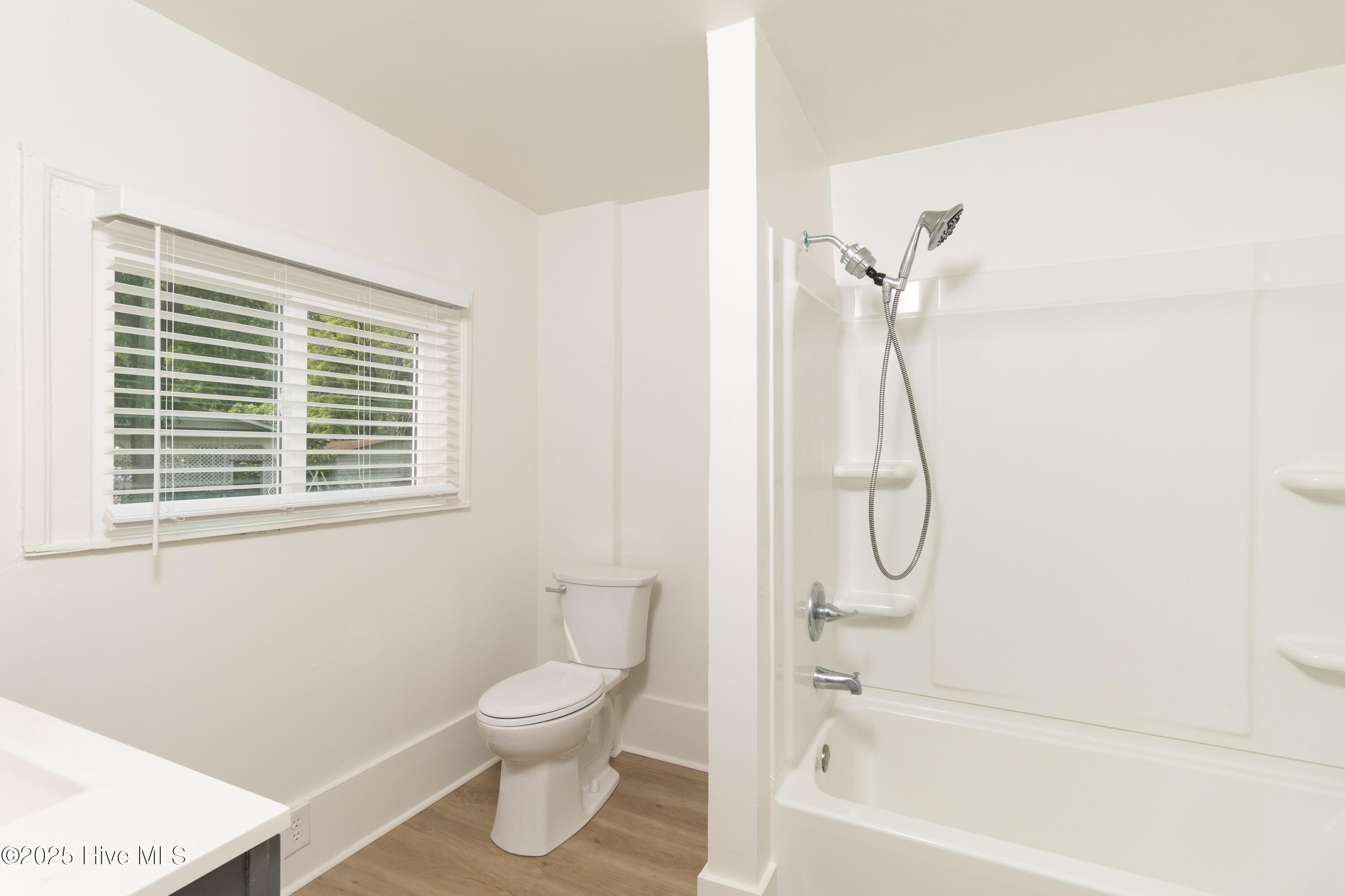 502 Sterlingworth Street Property Photo 22