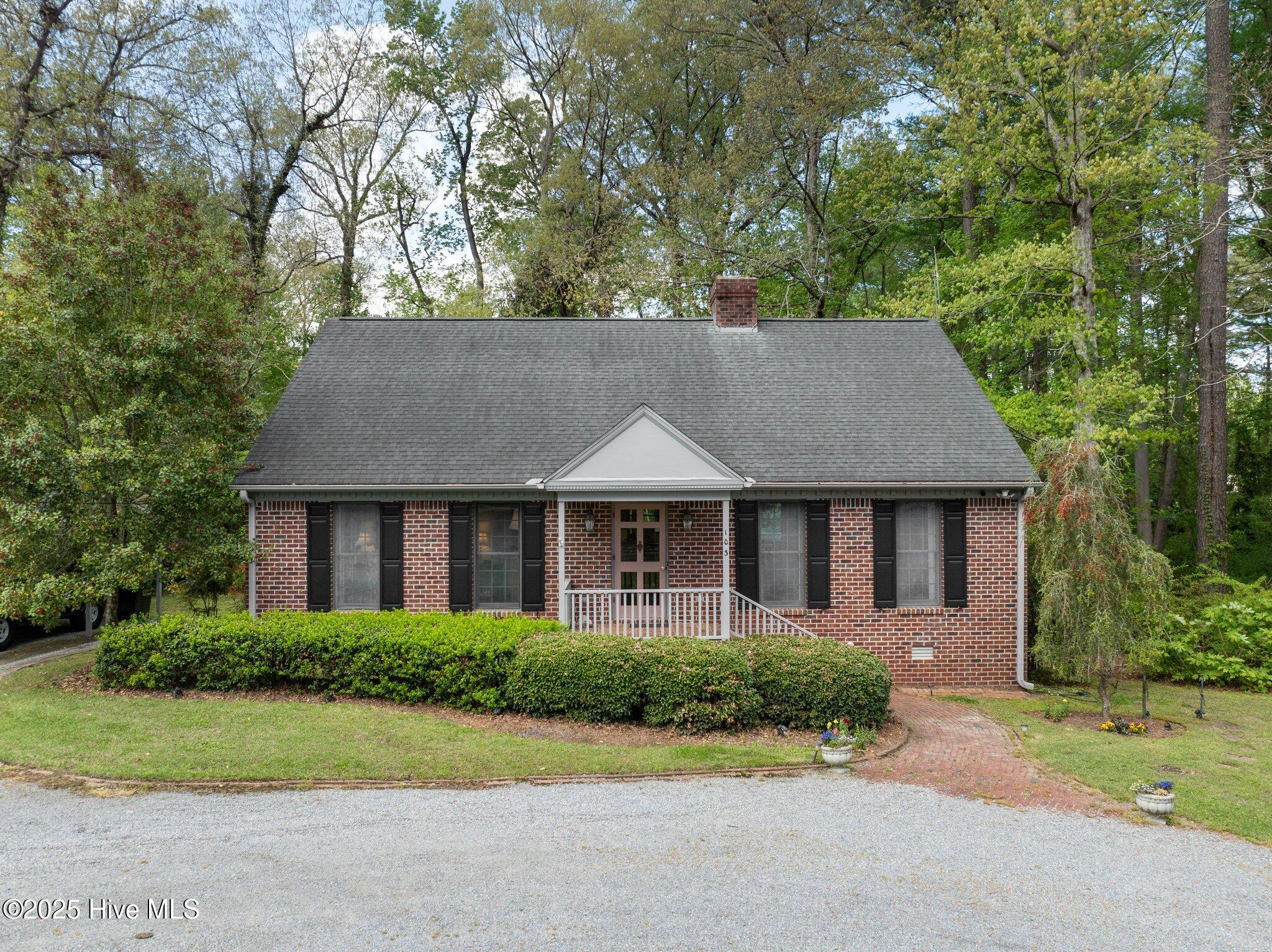 103 Camelia Drive Property Photo 1