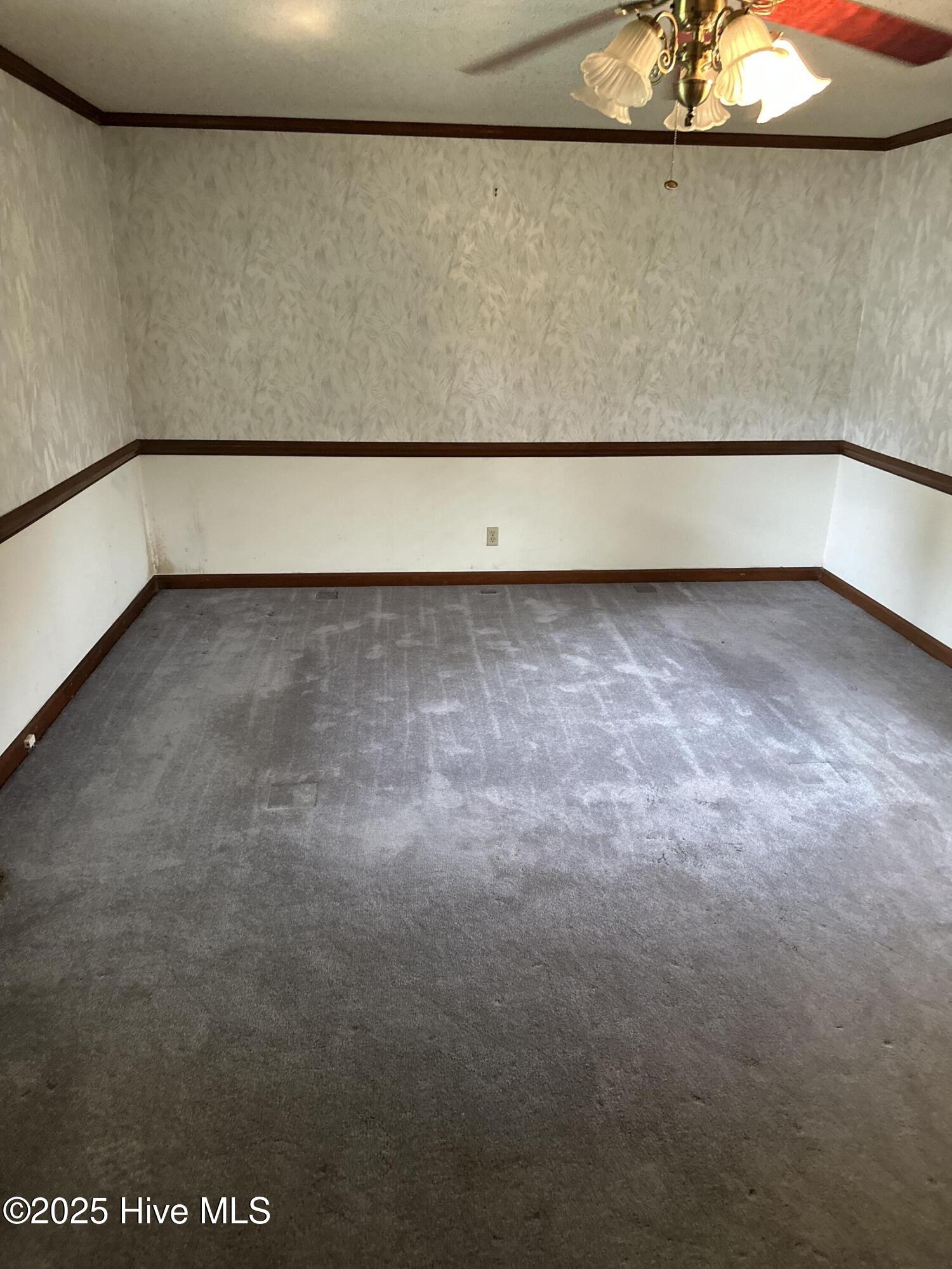207 South Street Property Photo 6
