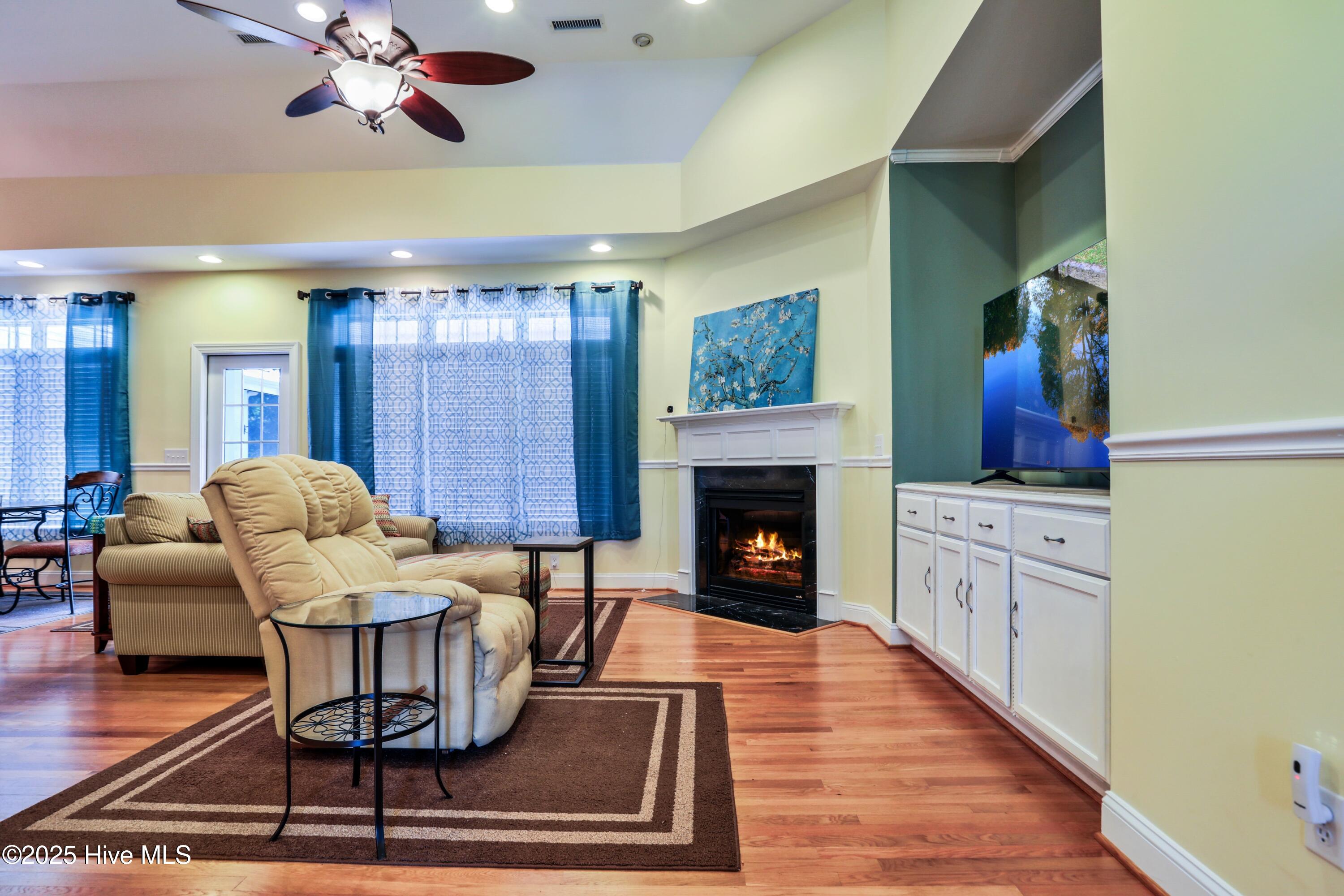 1711 Heather Run Court Property Photo 9