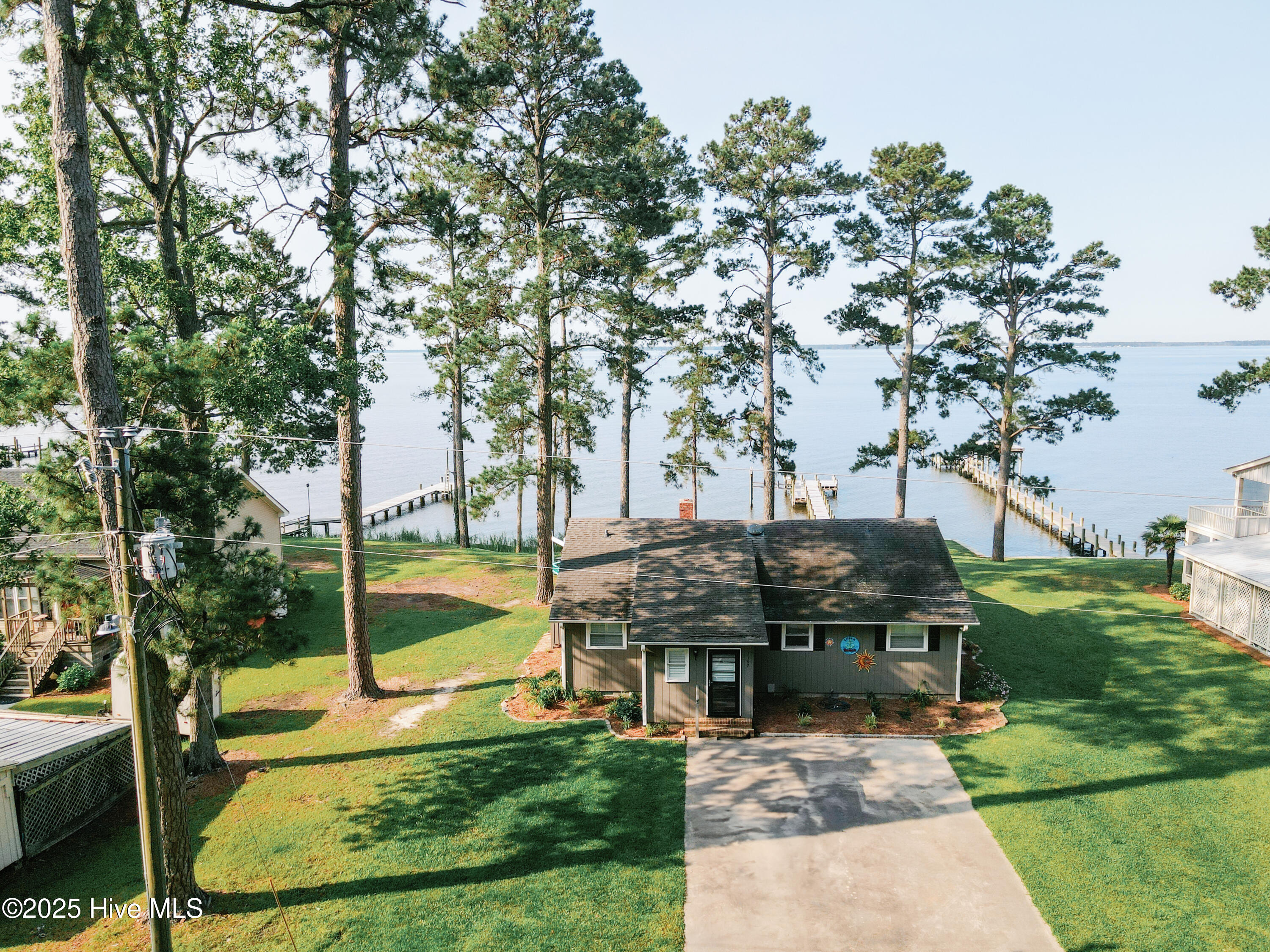 1197 Pinecrest Road Property Photo 1