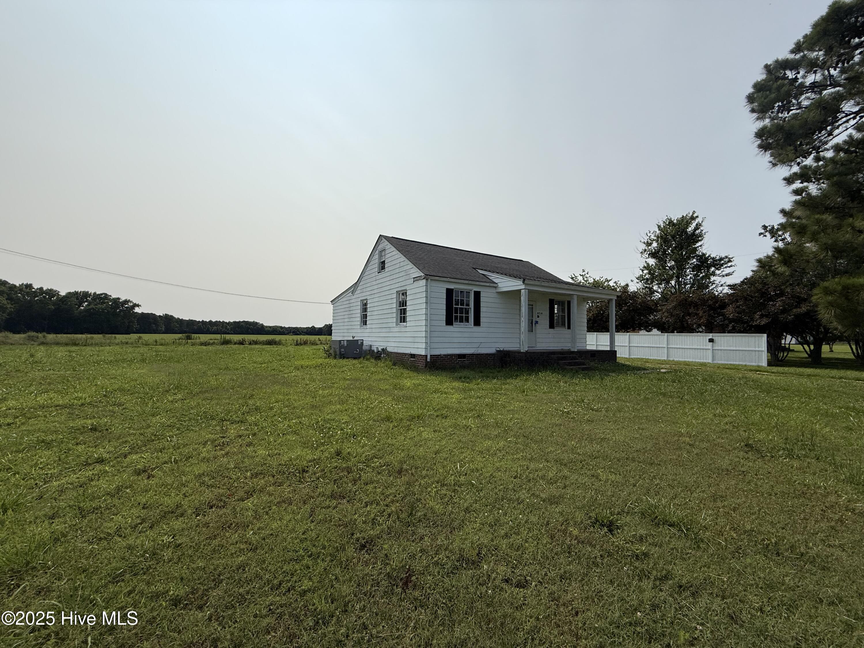 8714 Tyson Farm Road Property Photo 4