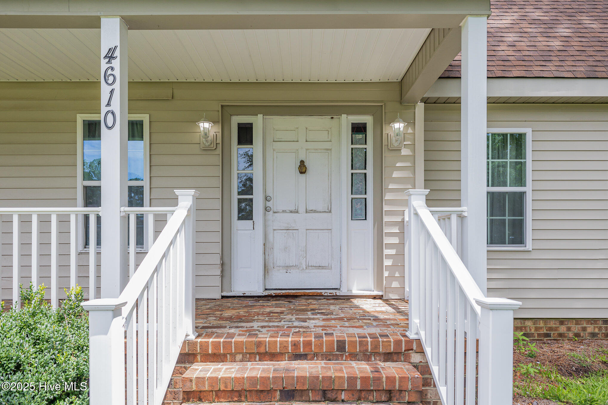 4610 Pinehurst Drive Property Photo 7