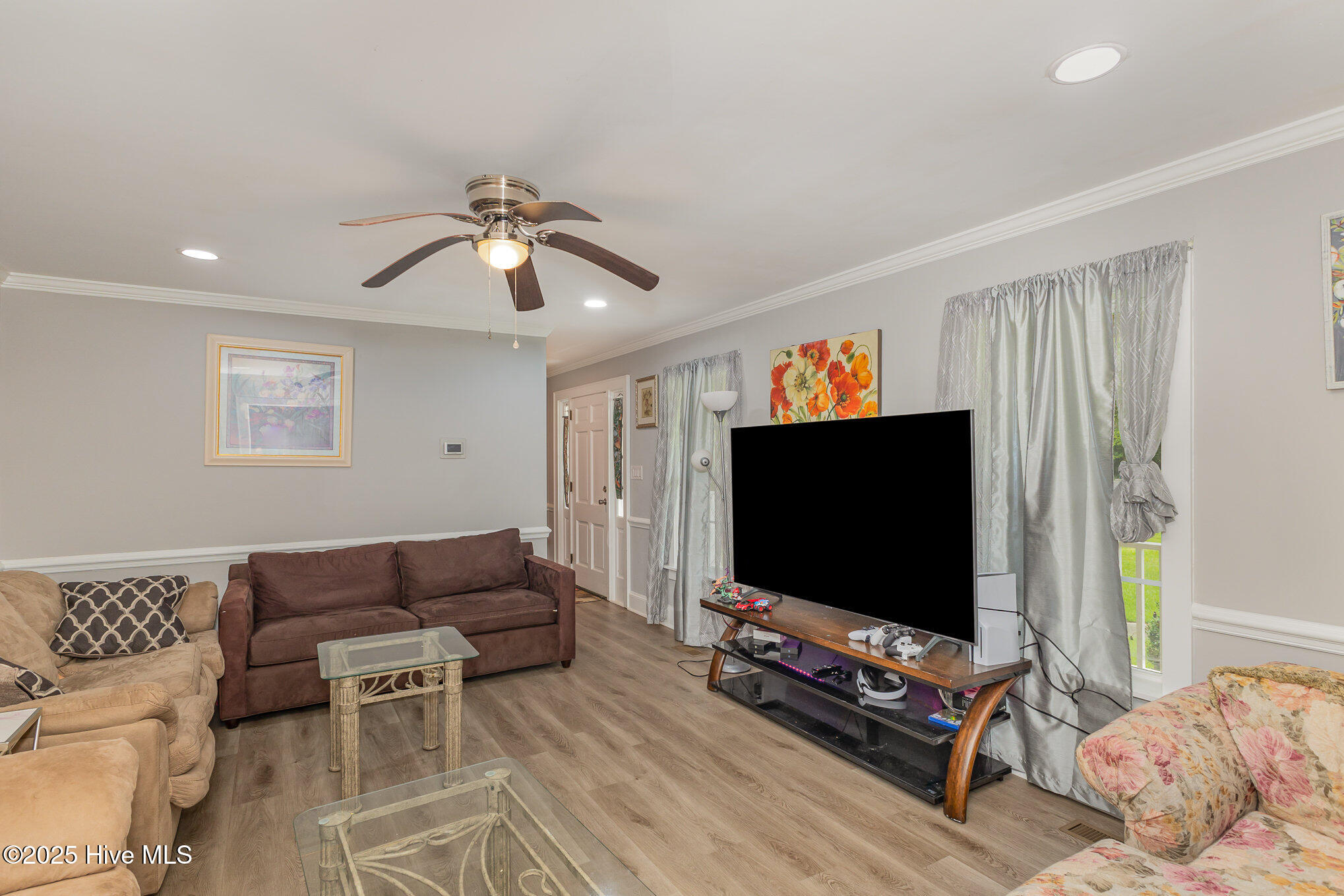 4610 Pinehurst Drive Property Photo 10