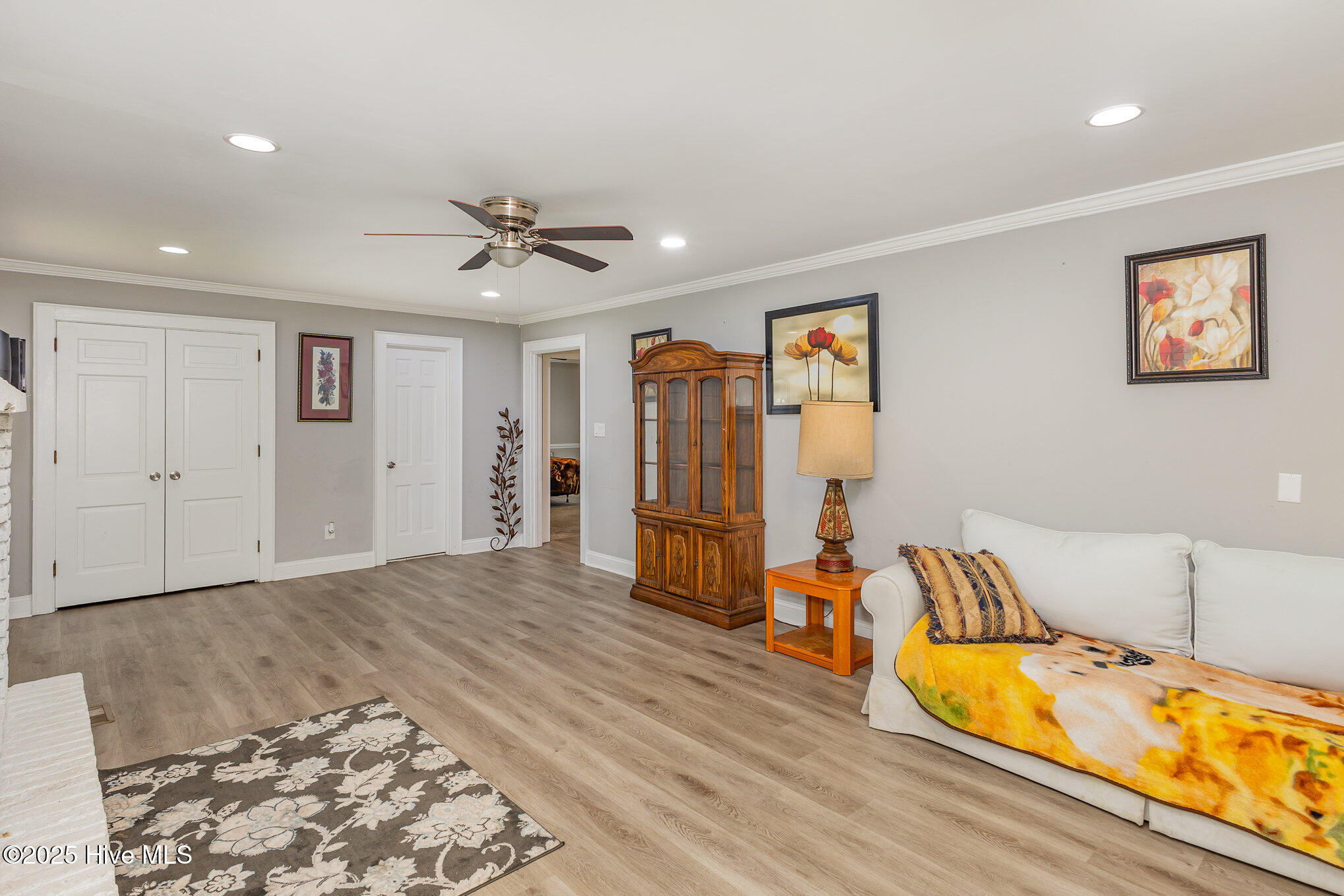 4610 Pinehurst Drive Property Photo 12