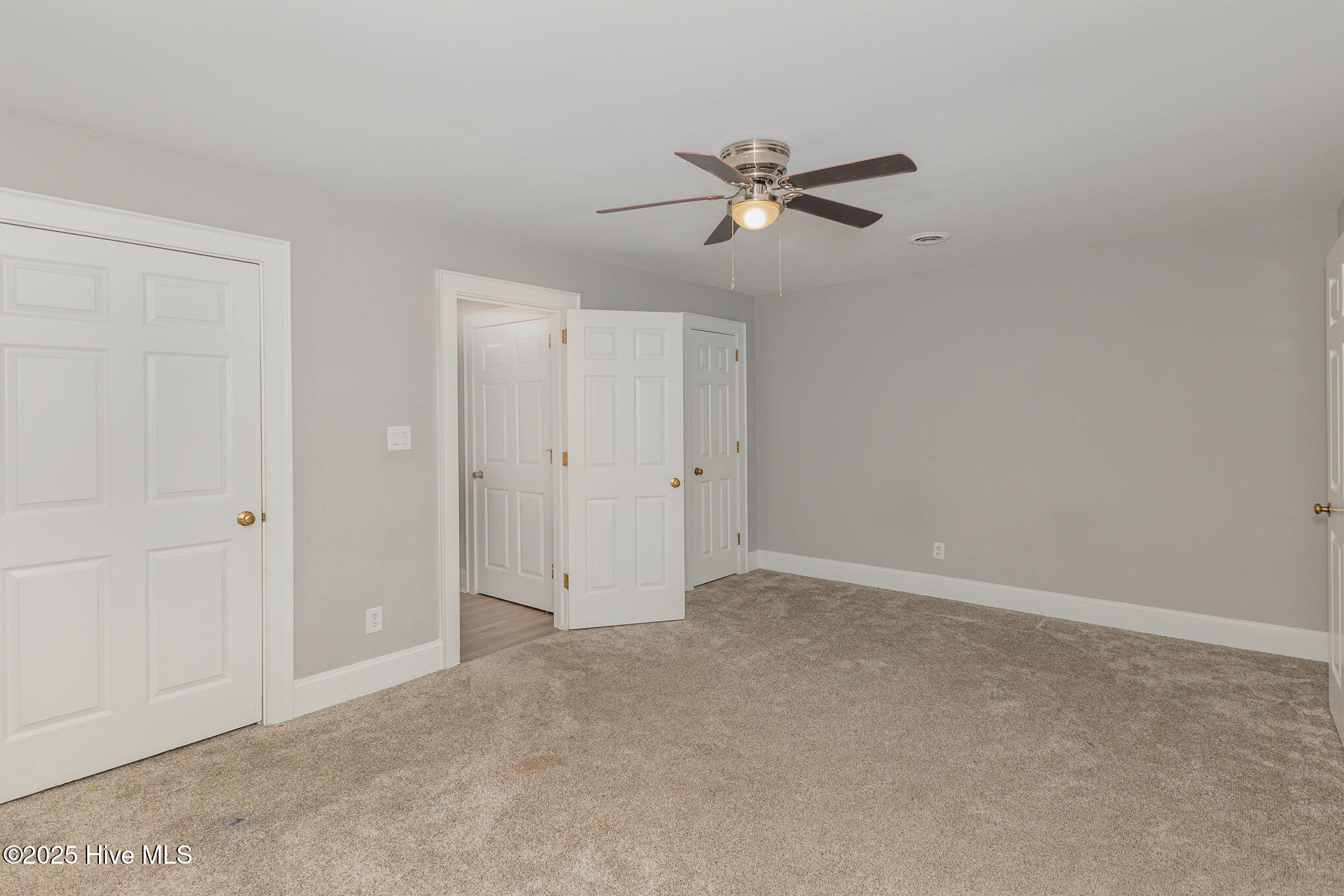 4610 Pinehurst Drive Property Photo 25