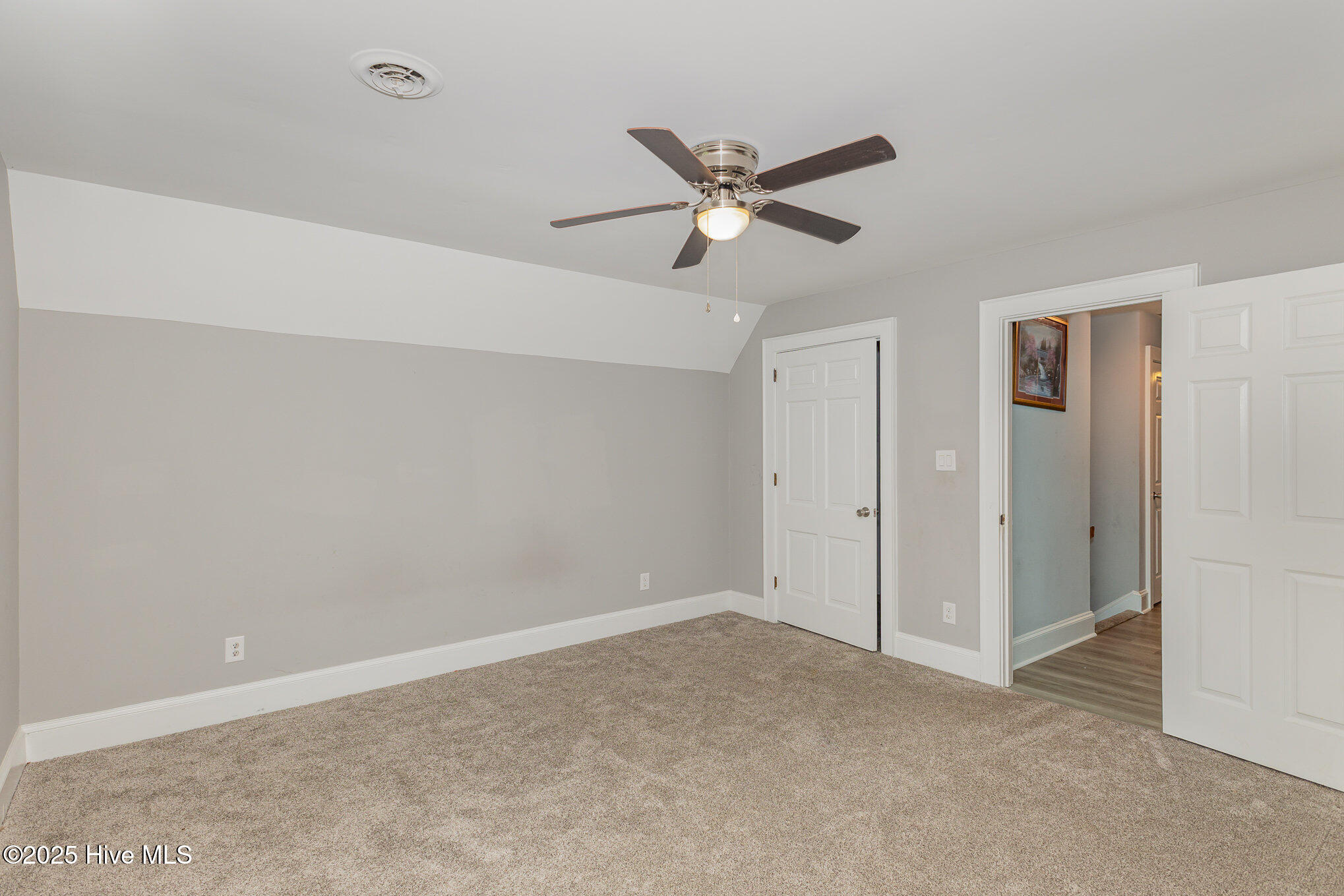 4610 Pinehurst Drive Property Photo 28