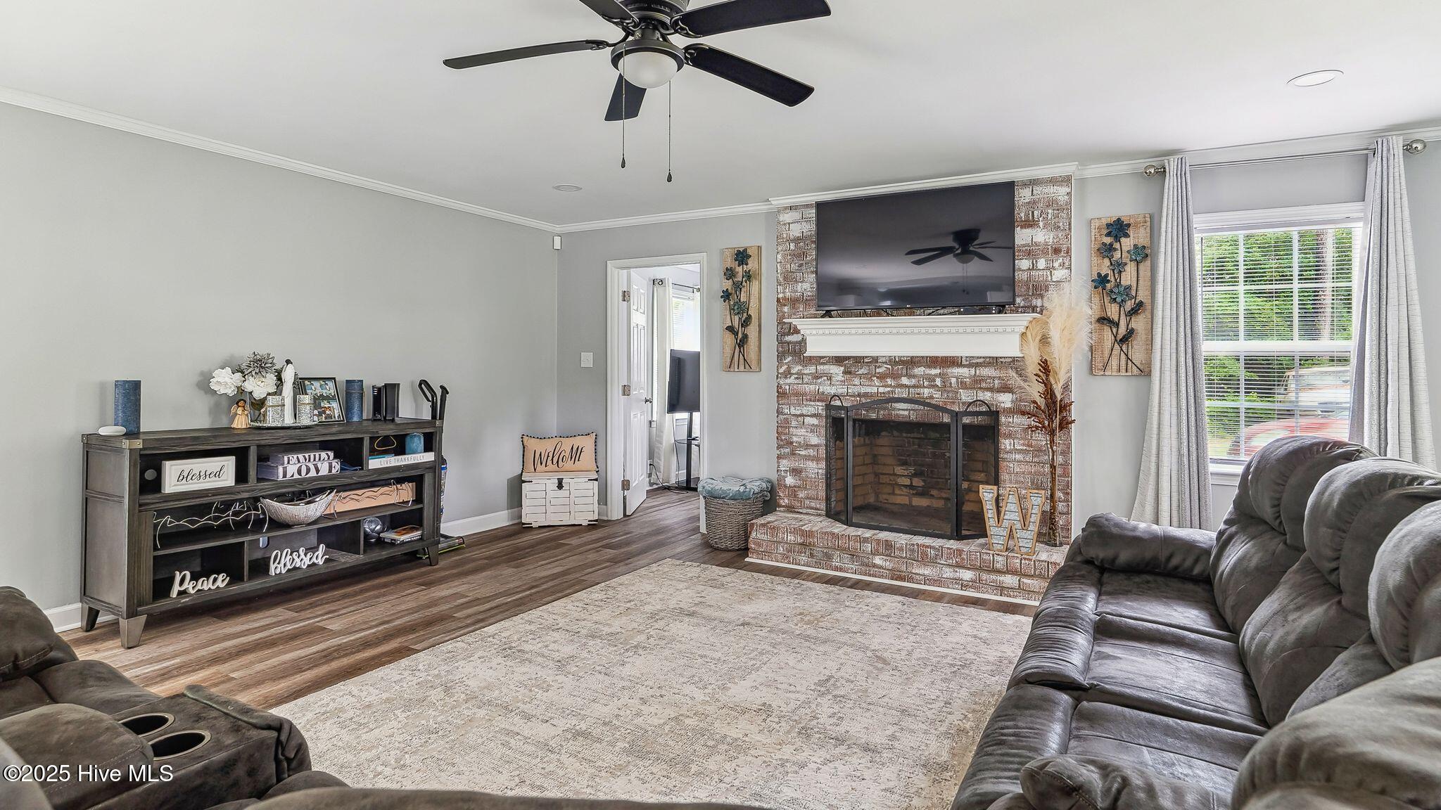 108 Edens Street Property Photo 4