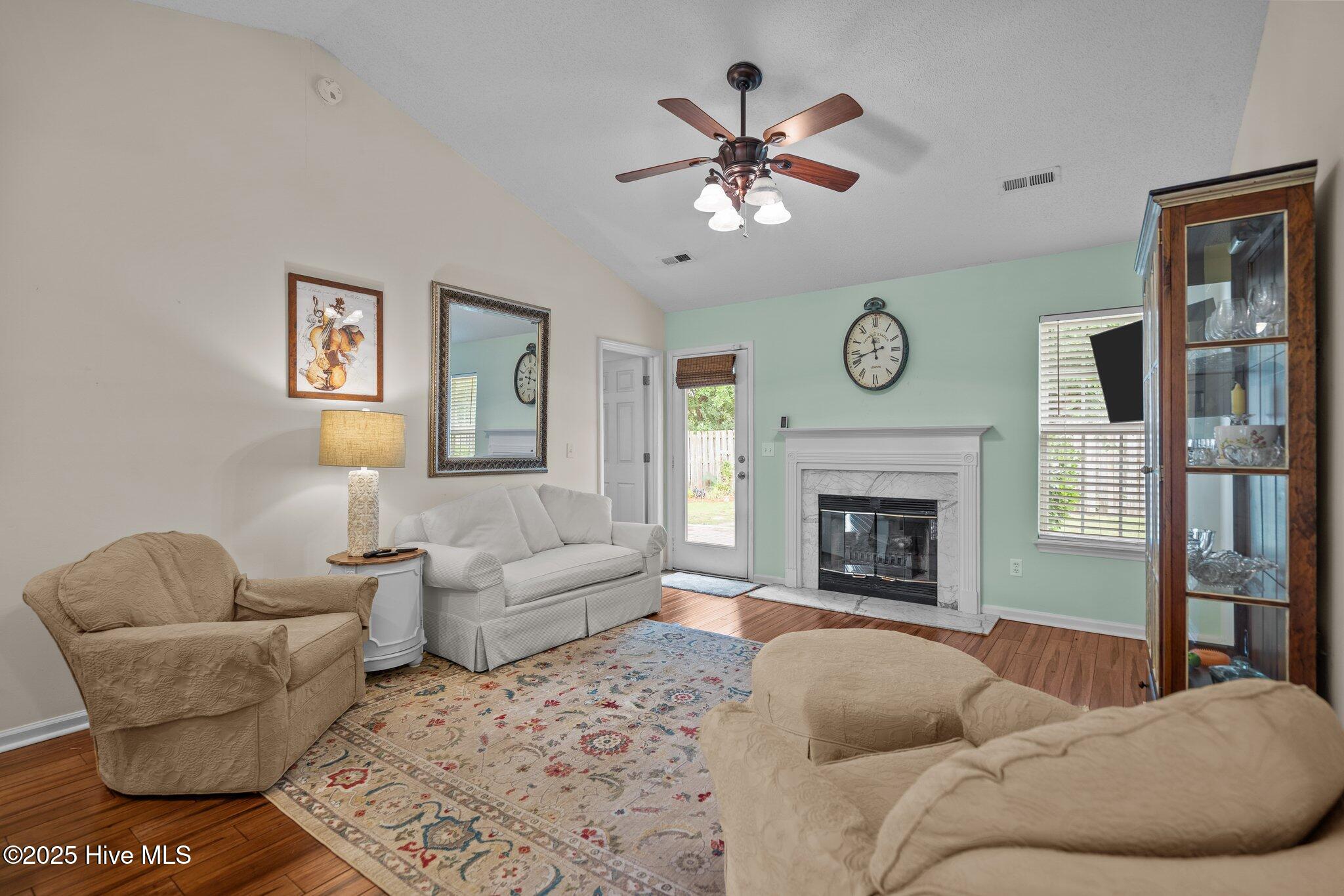 7100 Farrington Farms Drive Property Photo 10