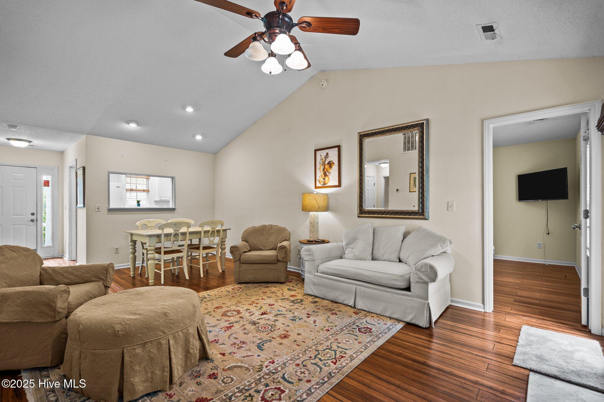 7100 Farrington Farms Drive Property Photo 13