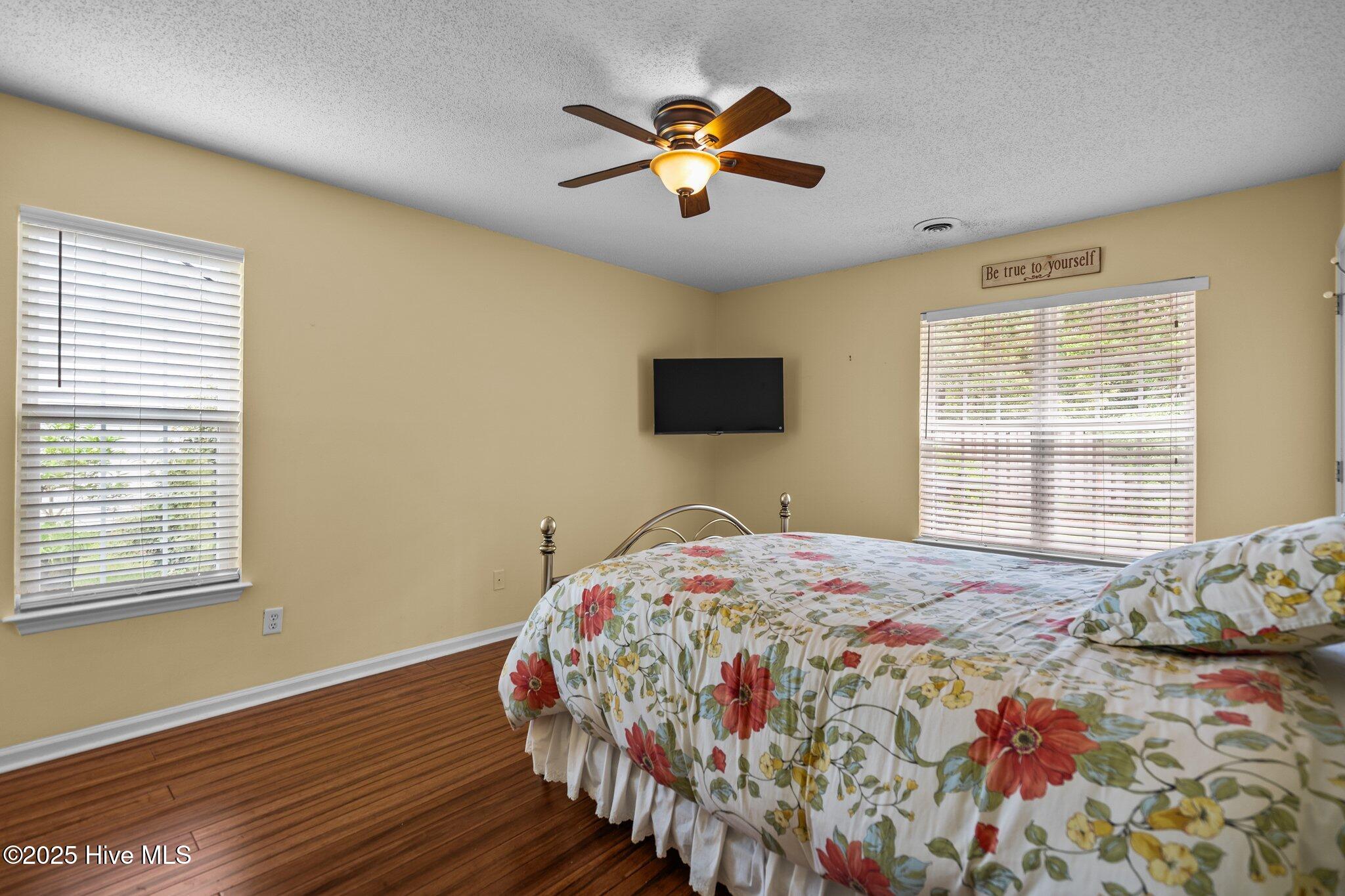 7100 Farrington Farms Drive Property Photo 26
