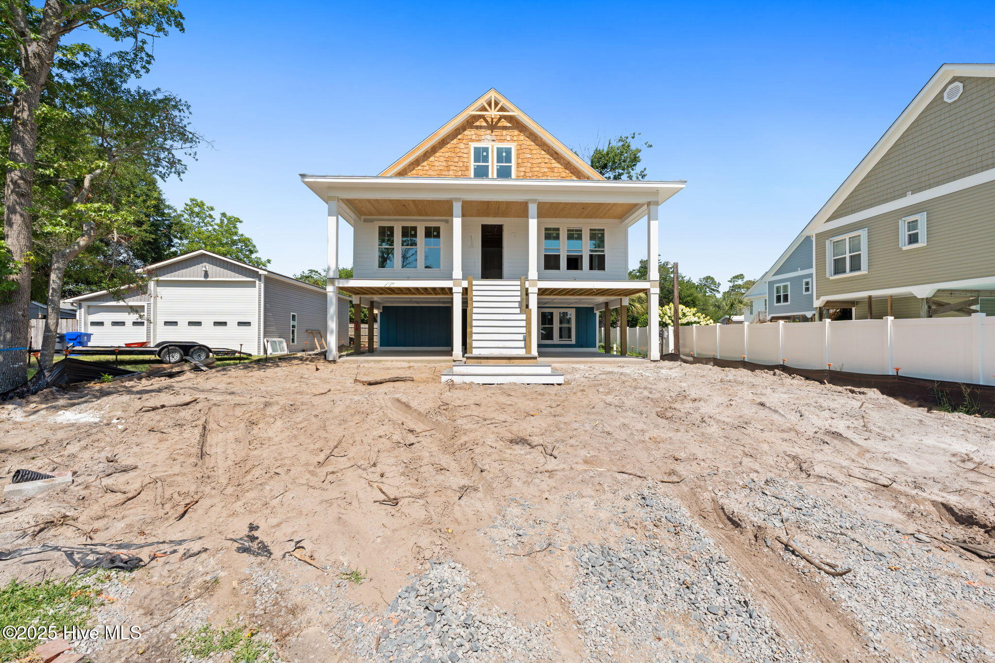 329 Ne 61st Street Property Photo 15