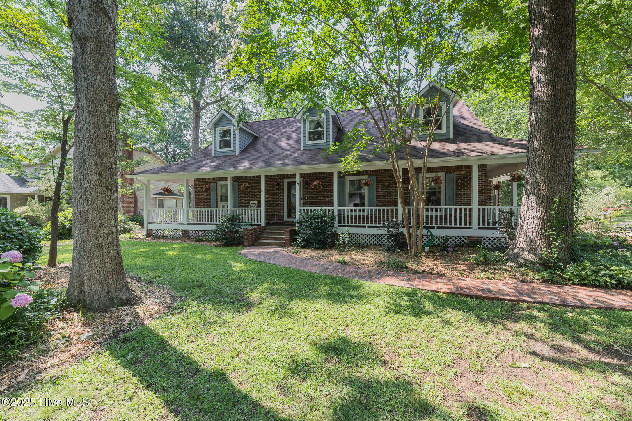 314 Daisy Court Property Photo 1