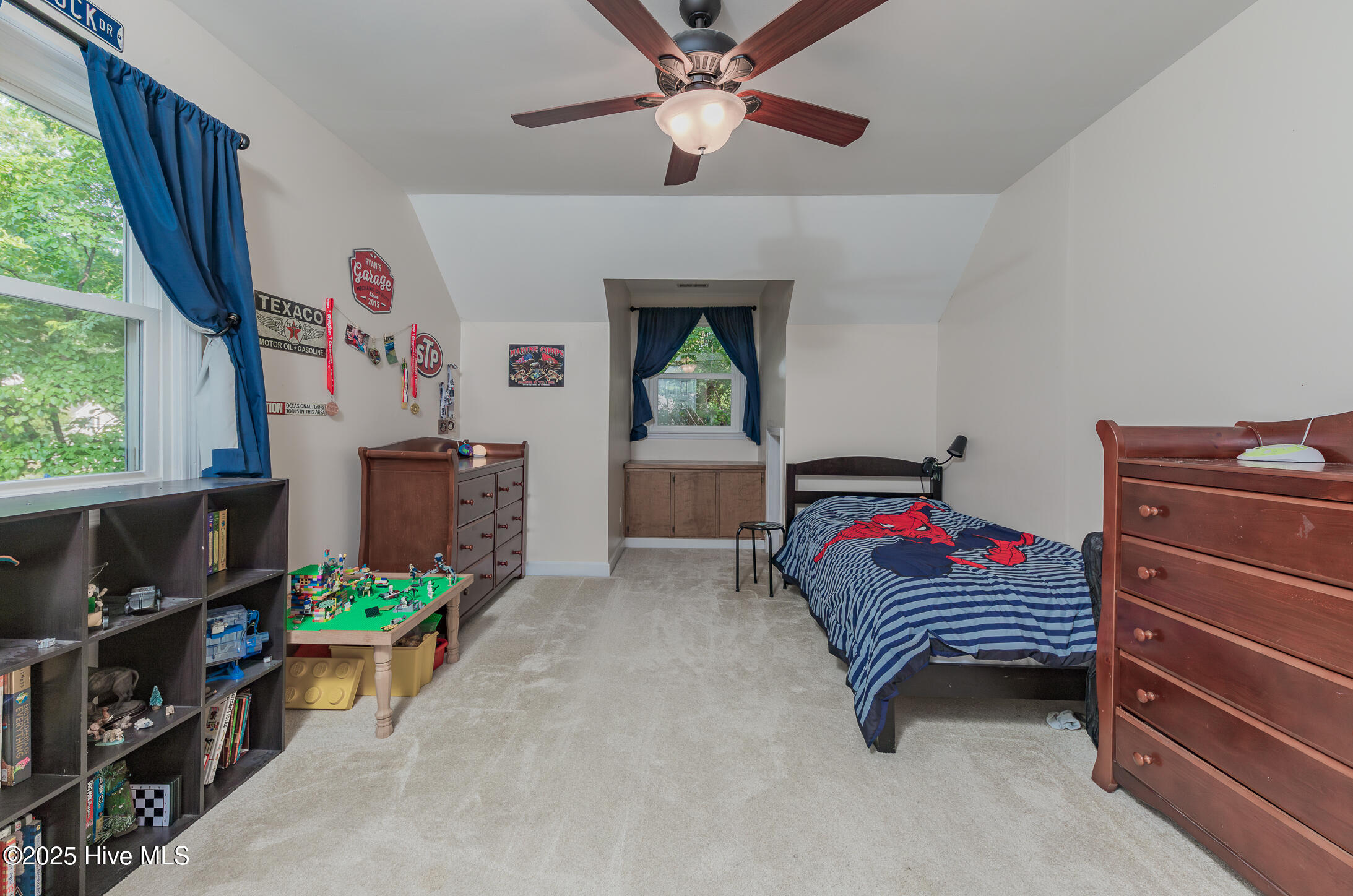 314 Daisy Court Property Photo 33