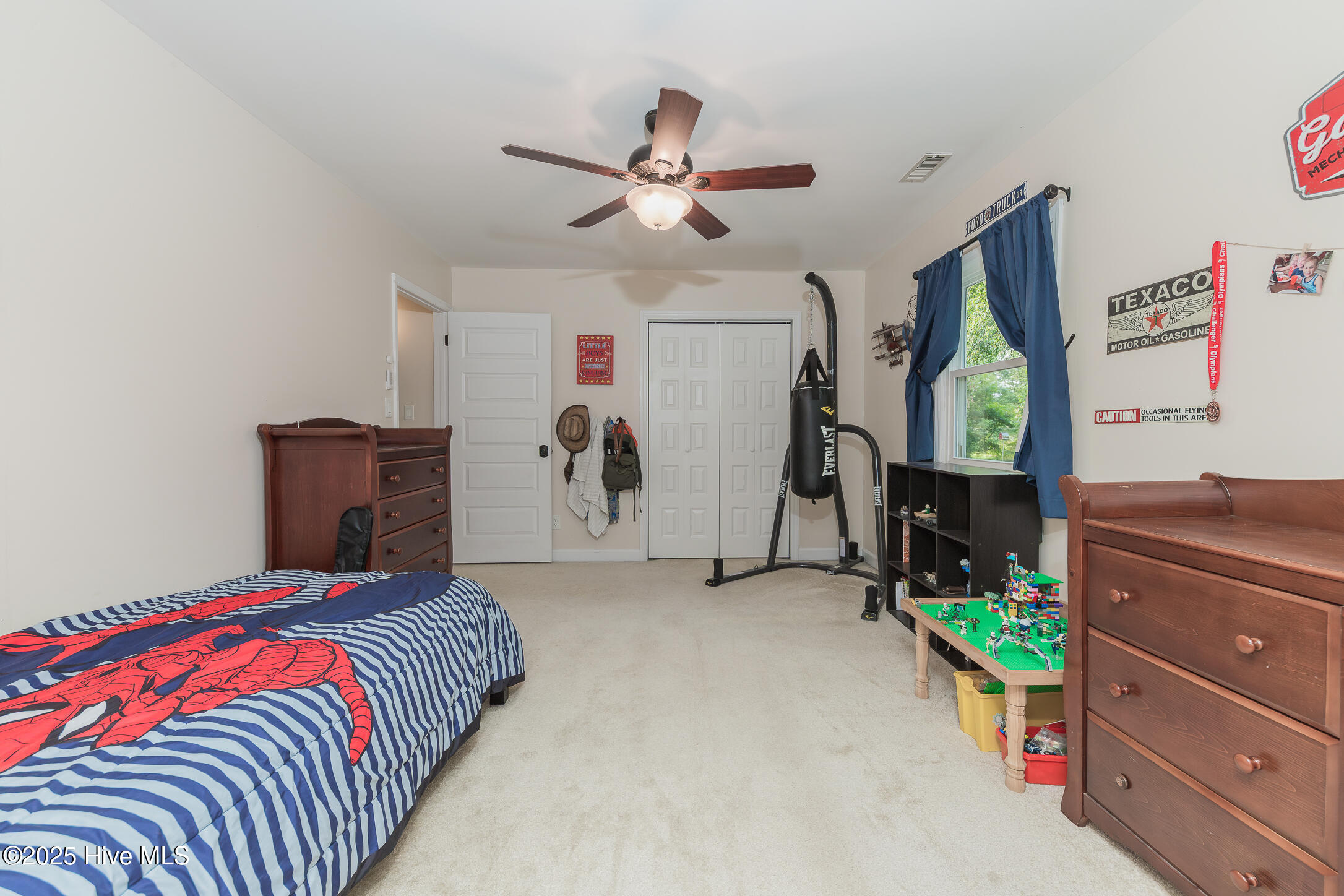 314 Daisy Court Property Photo 34