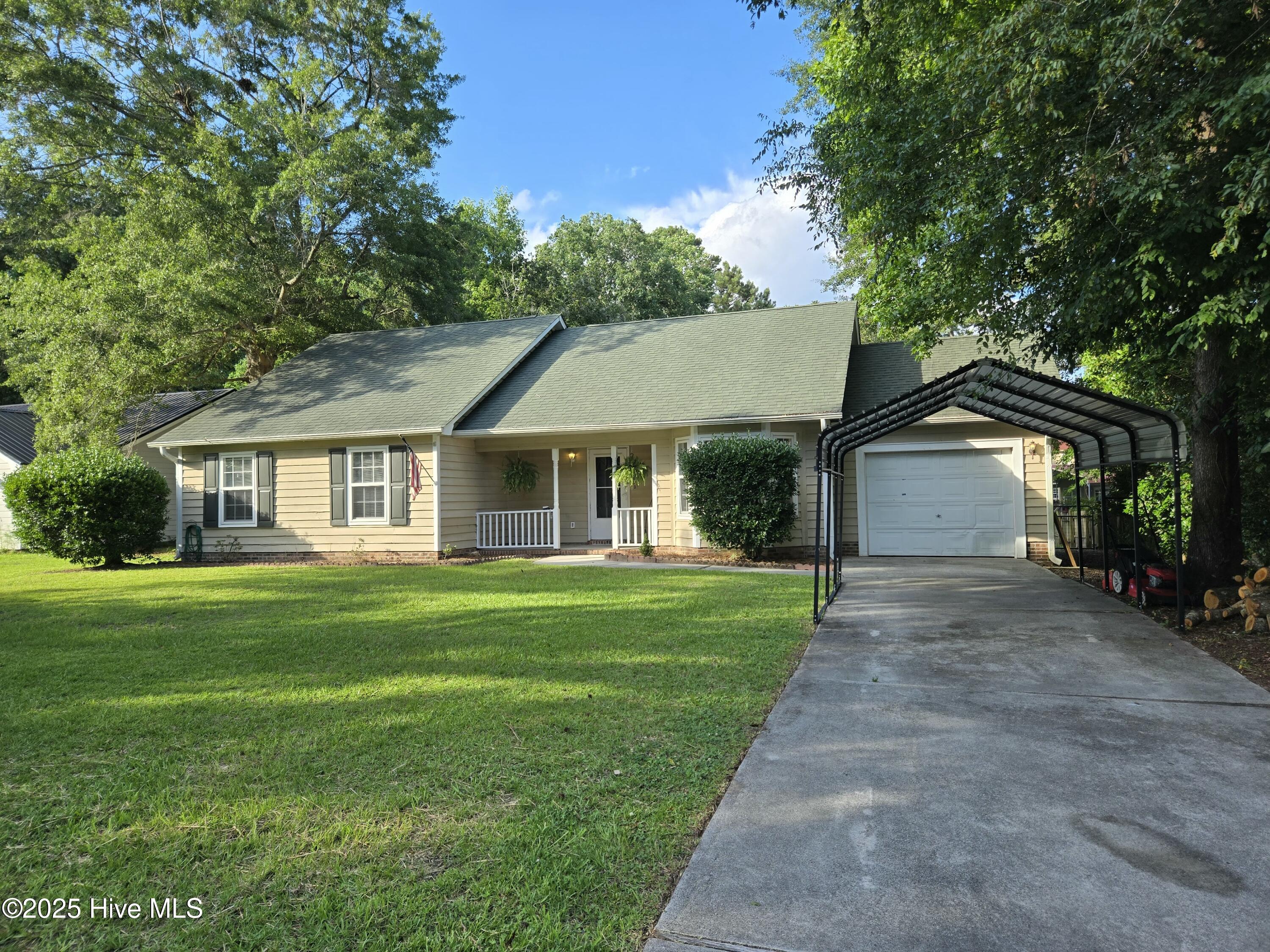 400 Southwest Drive Property Photo 1