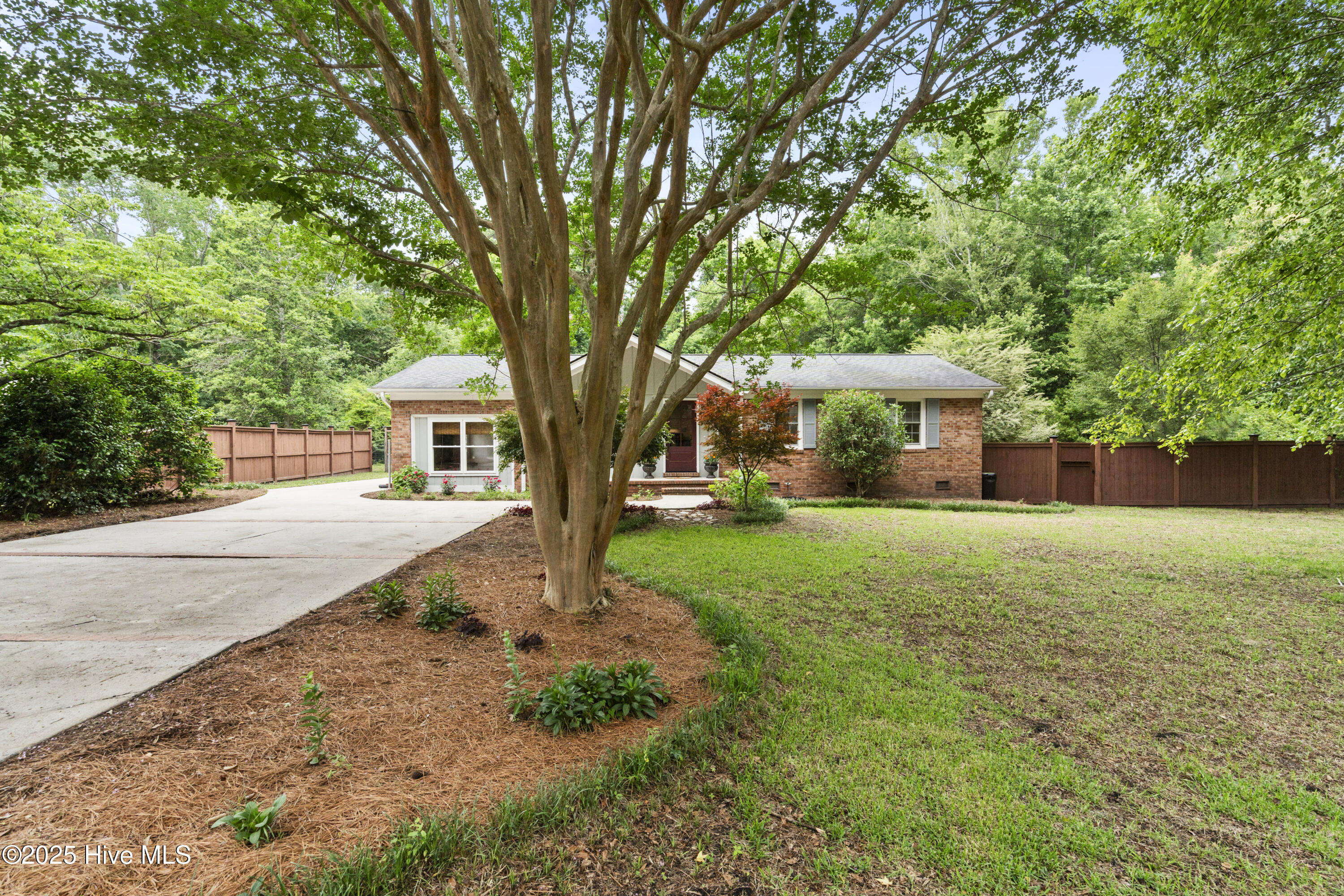 109 Dilworth Road Property Photo 3