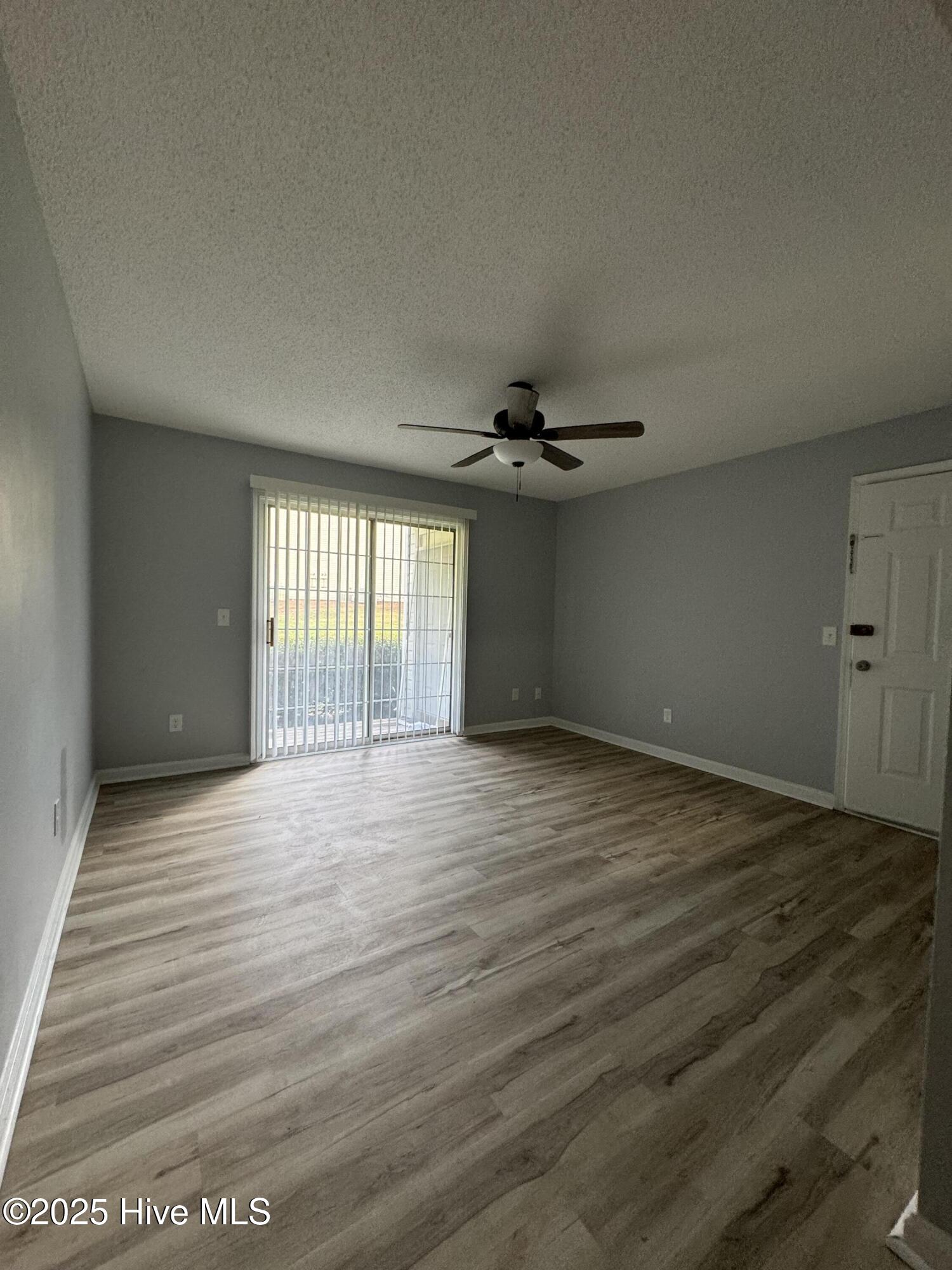 5633 Hornaday Road C Property Photo 3