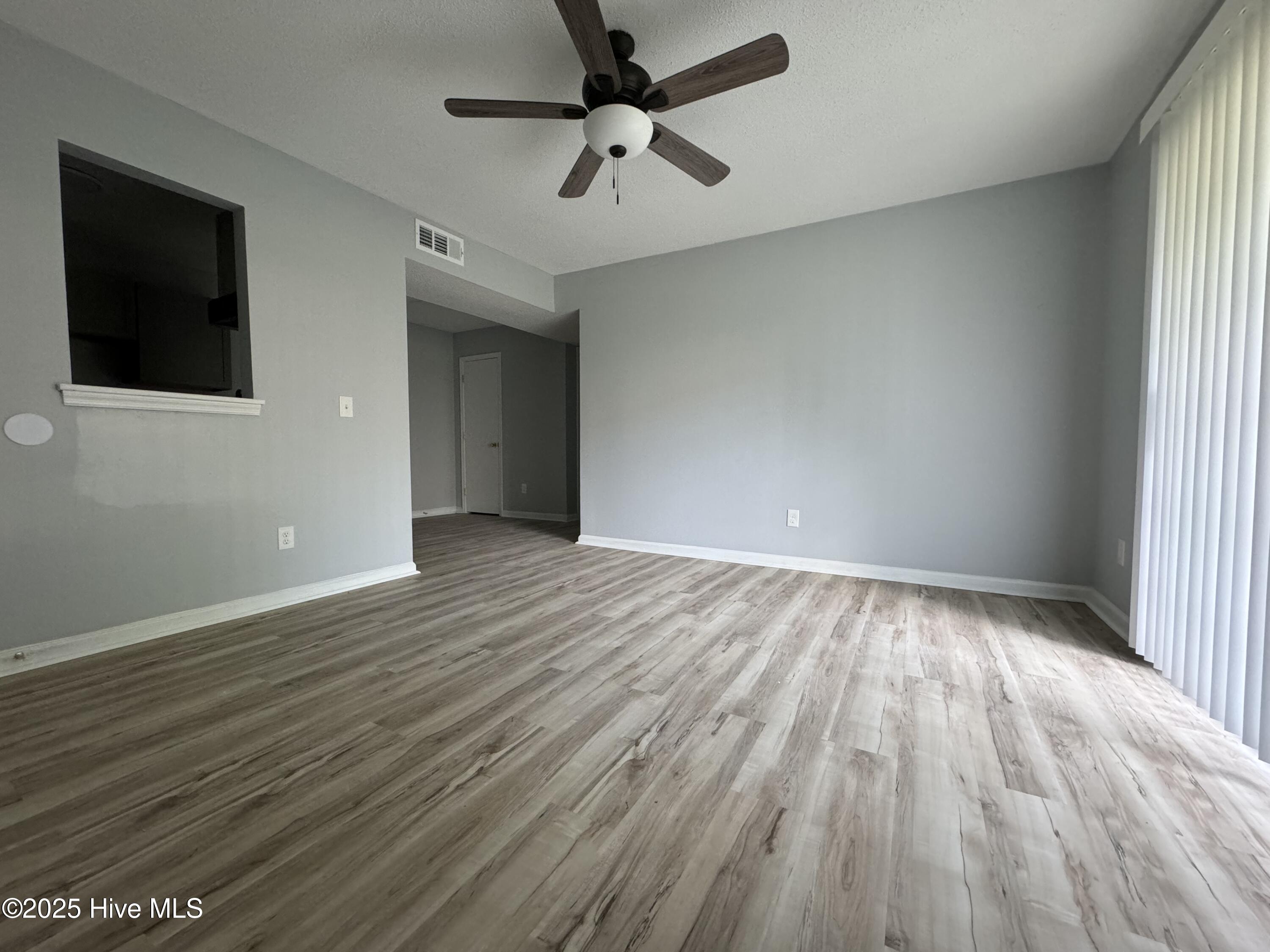 5633 Hornaday Road C Property Photo 9