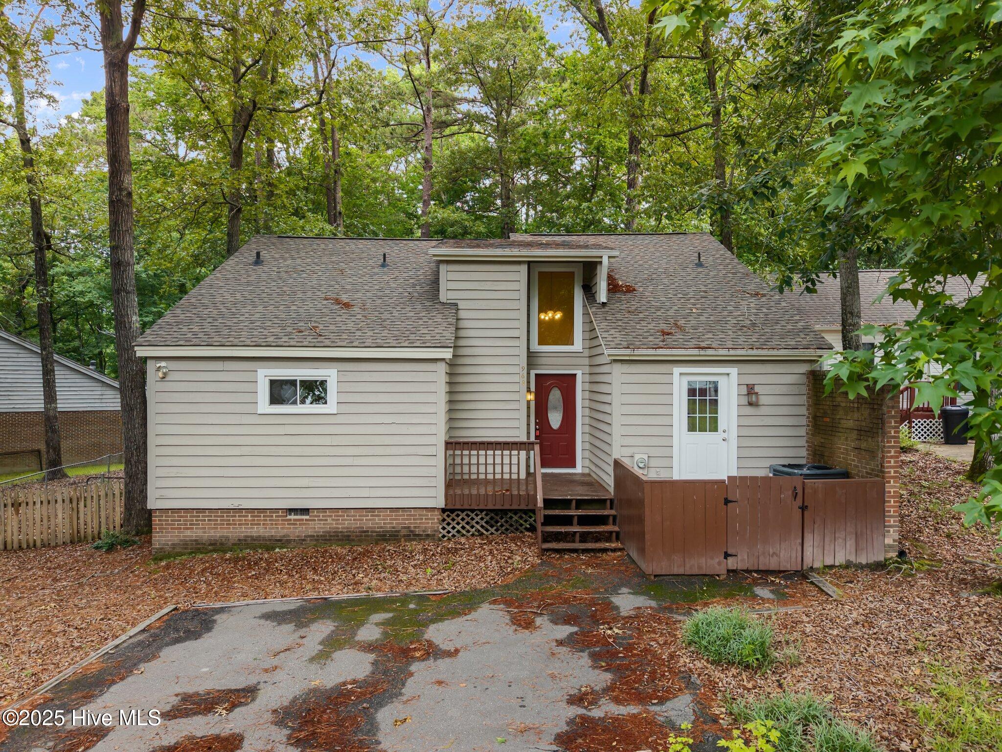 968 S Bay Property Photo 1
