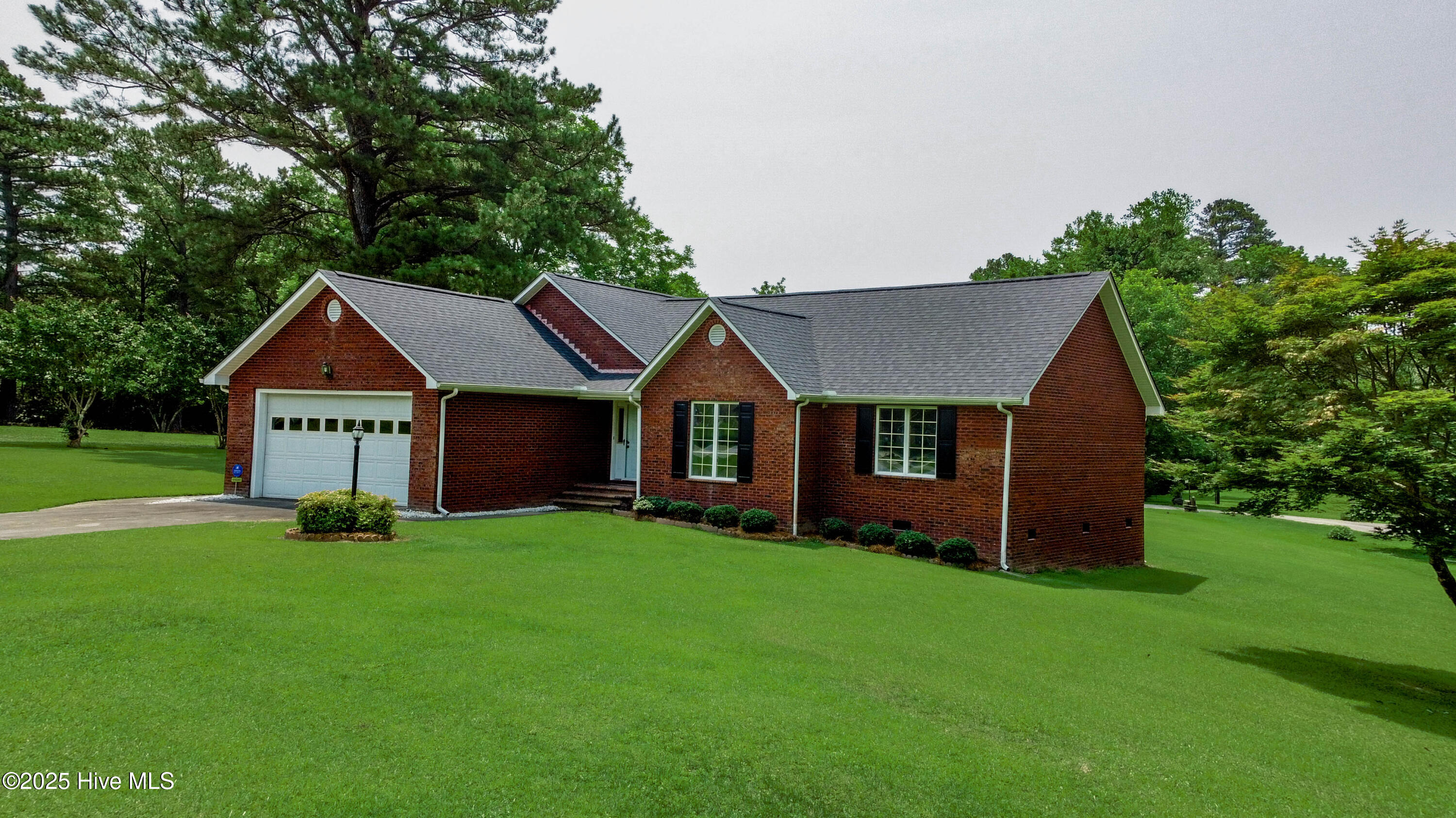 103 Loblolly Drive Property Photo 1