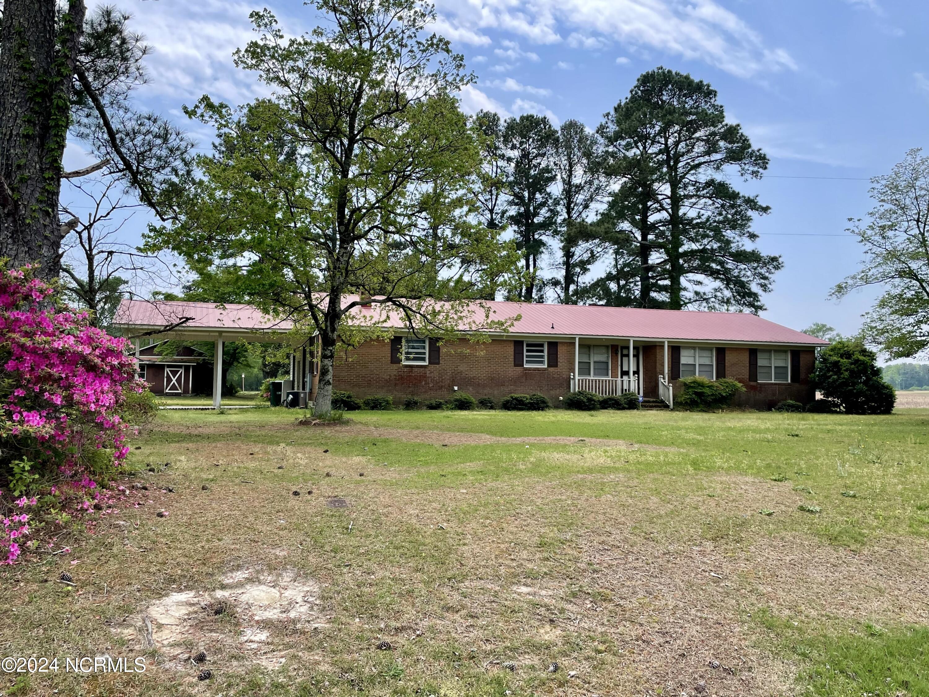 1222 Meadow Branch Road Property Photo 1