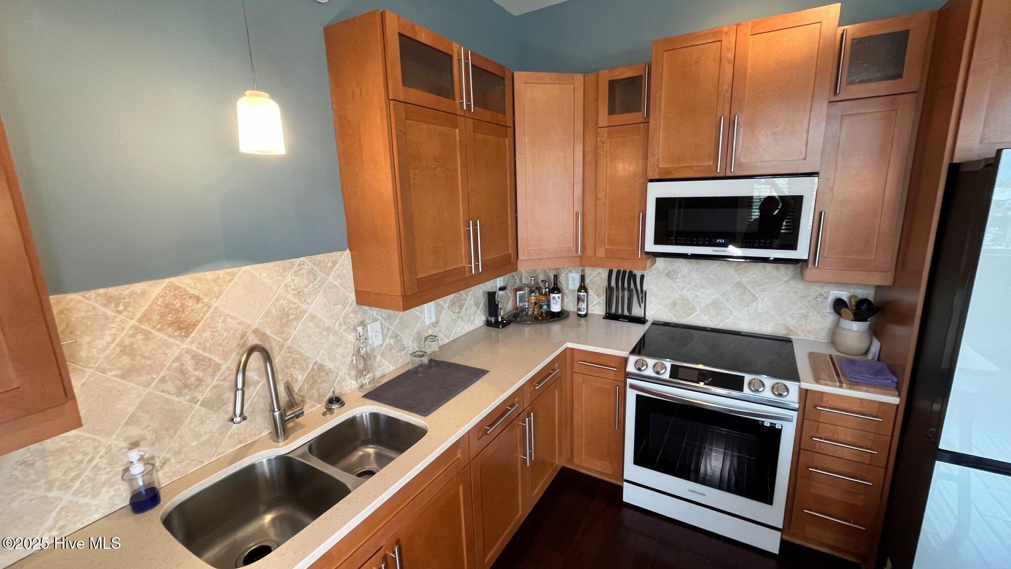 801 N 4th Street Apt 301 Property Photo 9